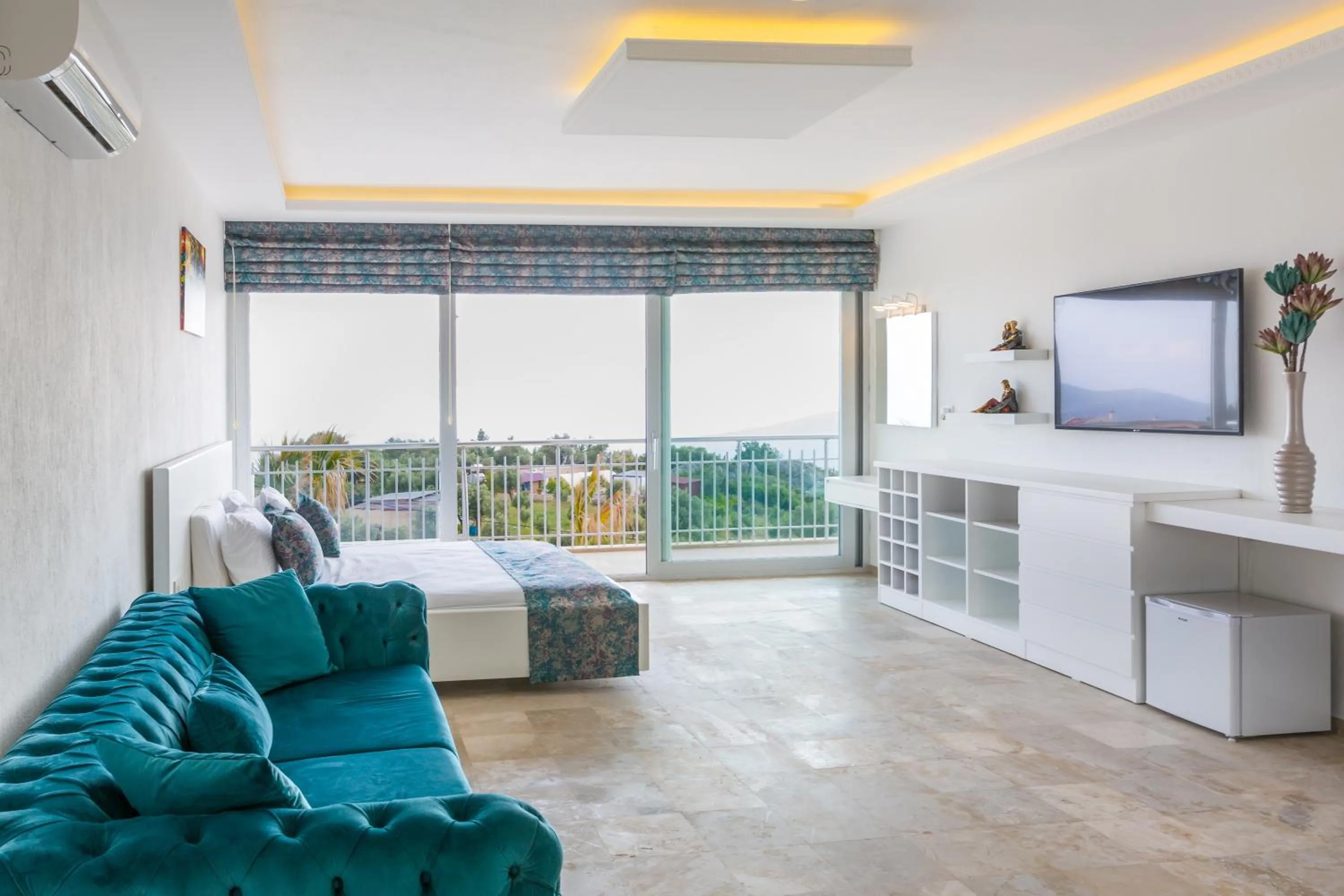 Bedroom, Bed in Infinity Villa Kalkan