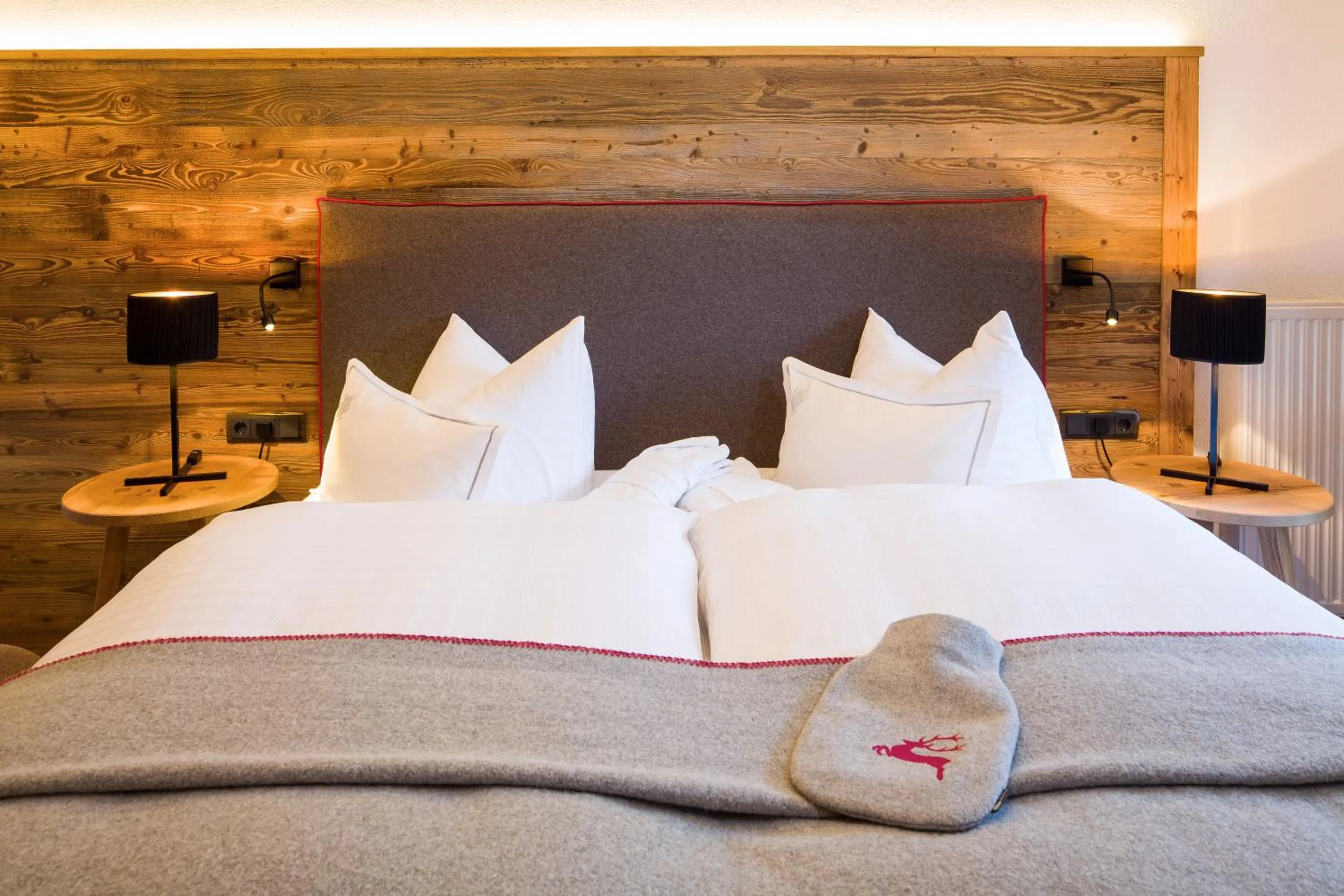 Bed in Haller's Geniesserhotel