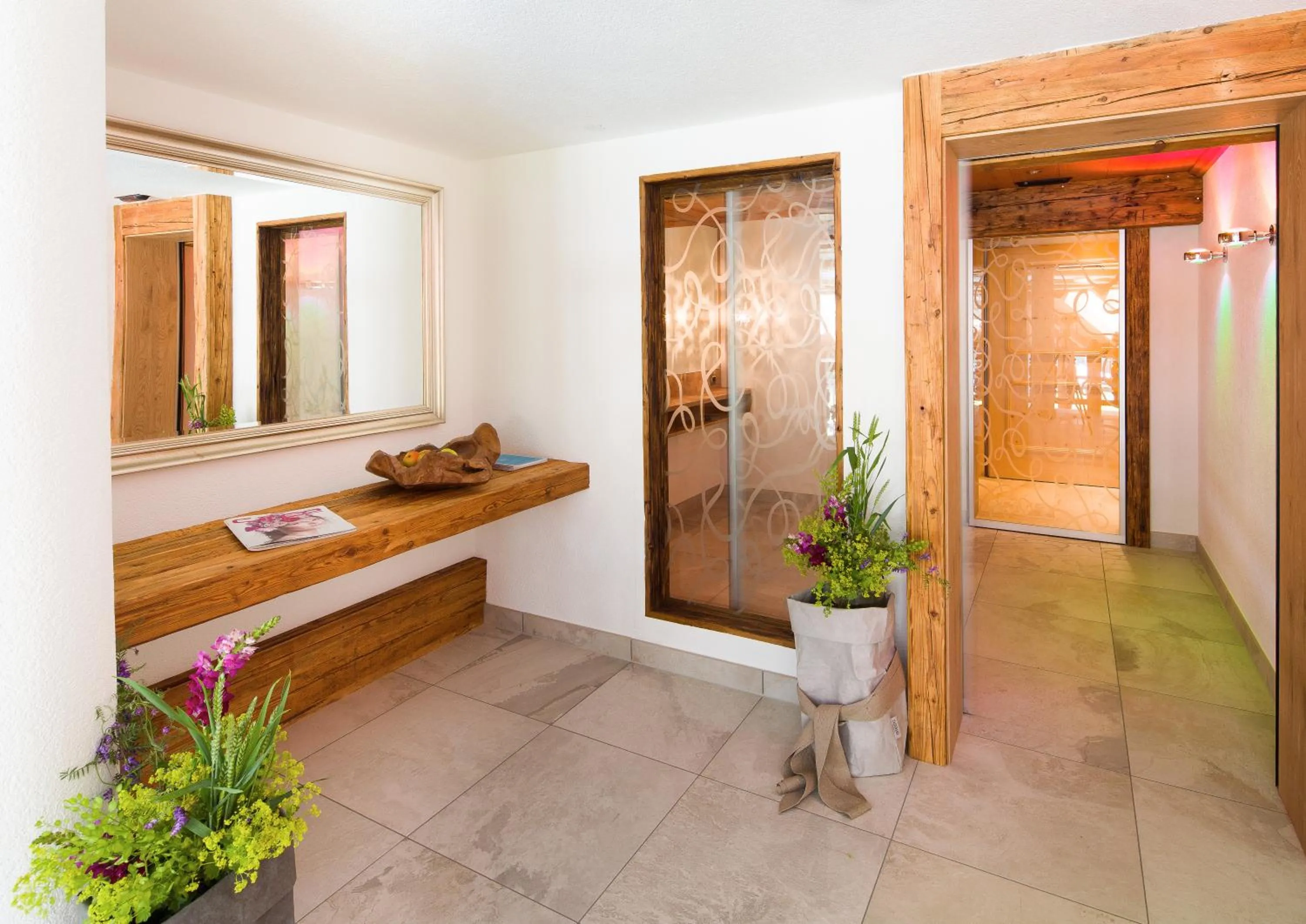 Decorative detail in Haller's Geniesserhotel