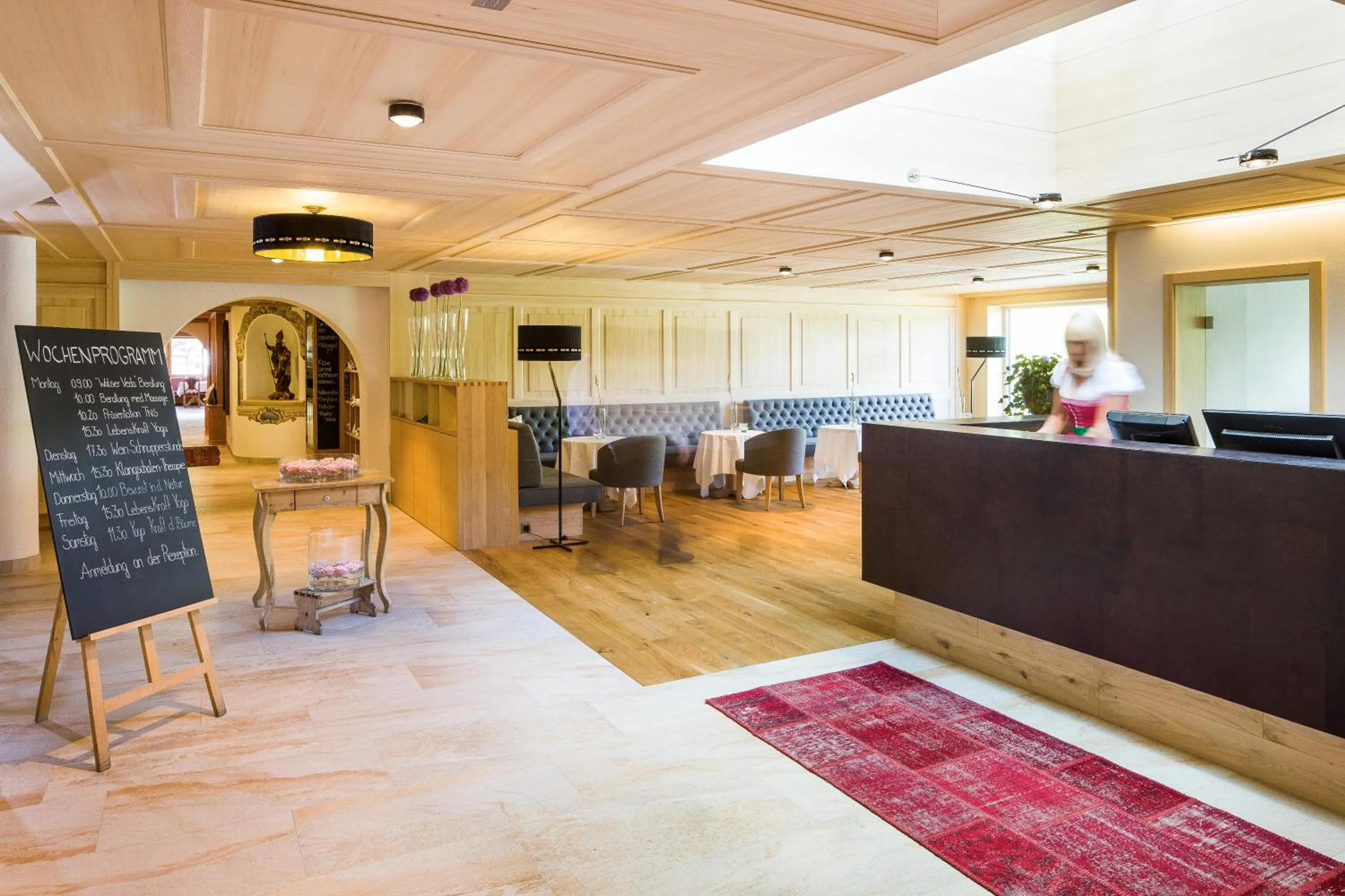 Lobby or reception in Haller's Geniesserhotel