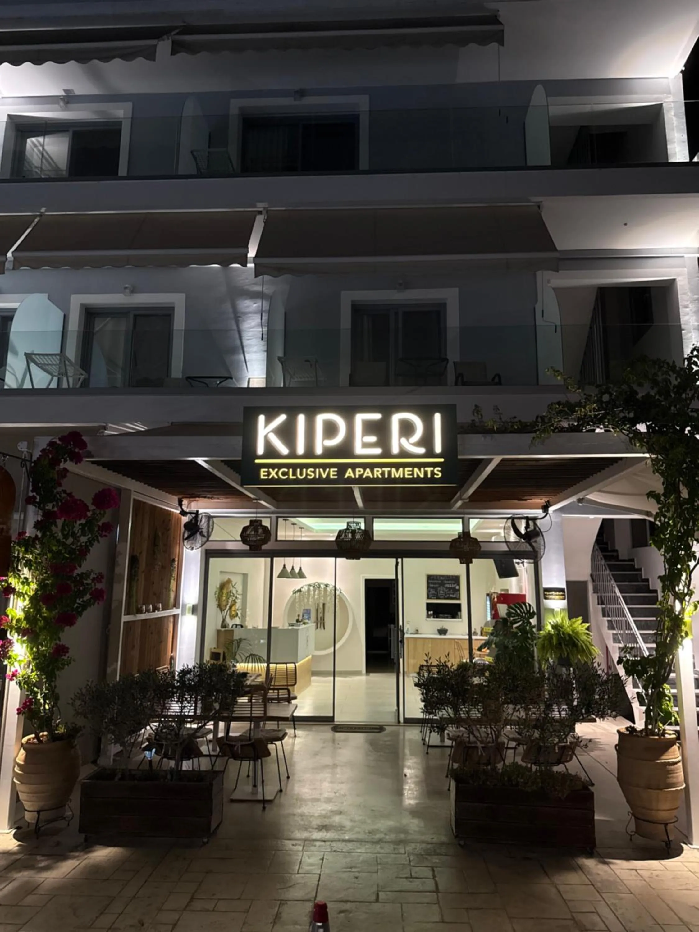 Kiperi Exclusive