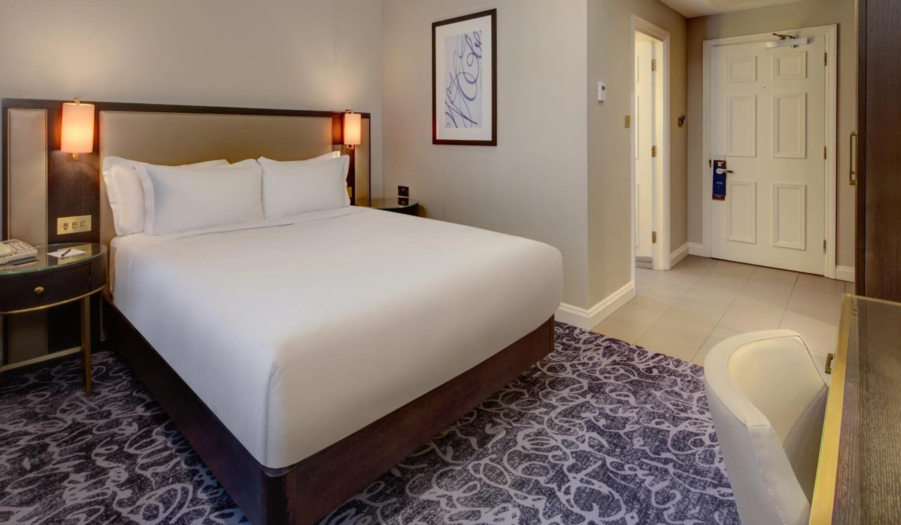 Bed in Hilton London Euston