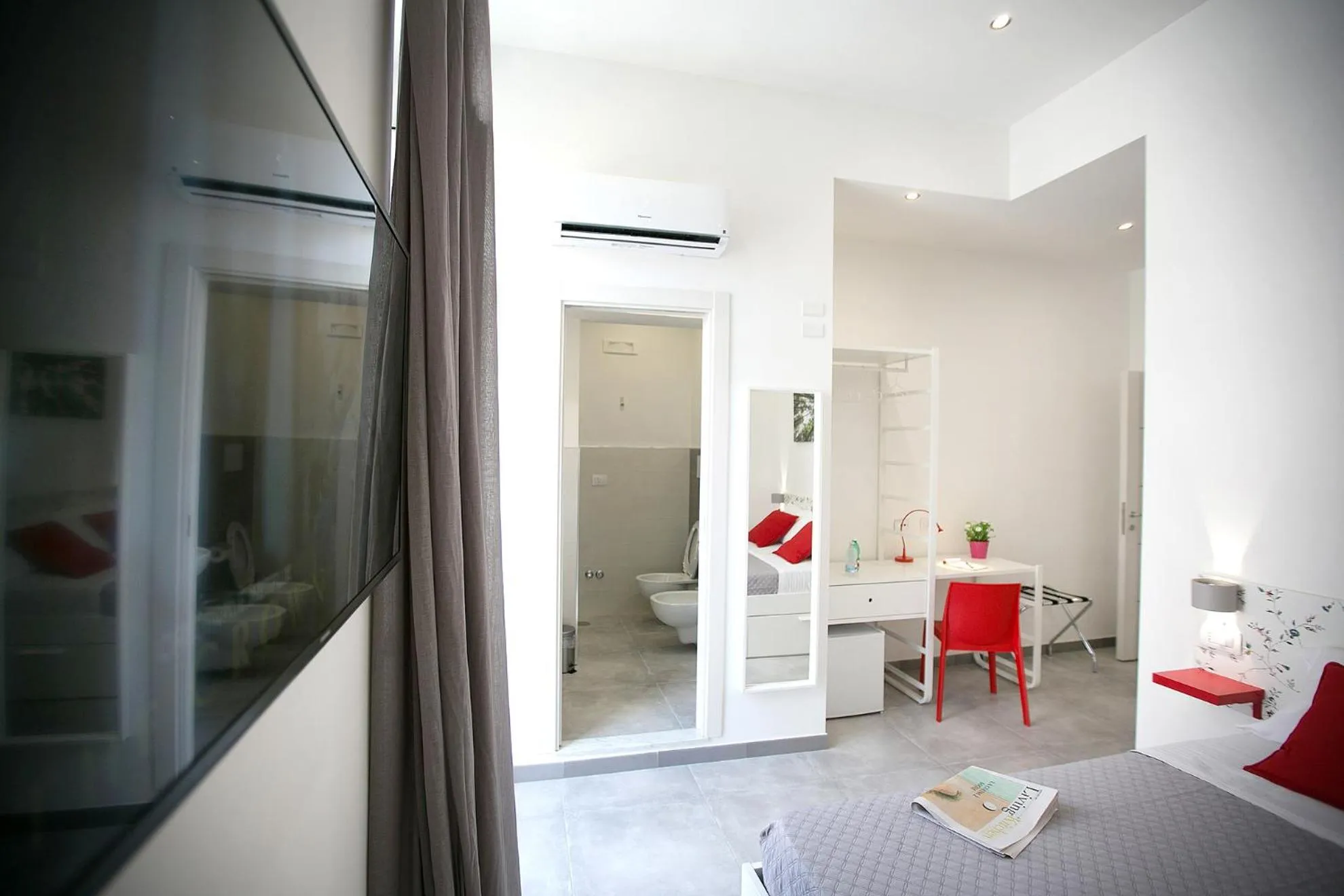 Bed in President Suites