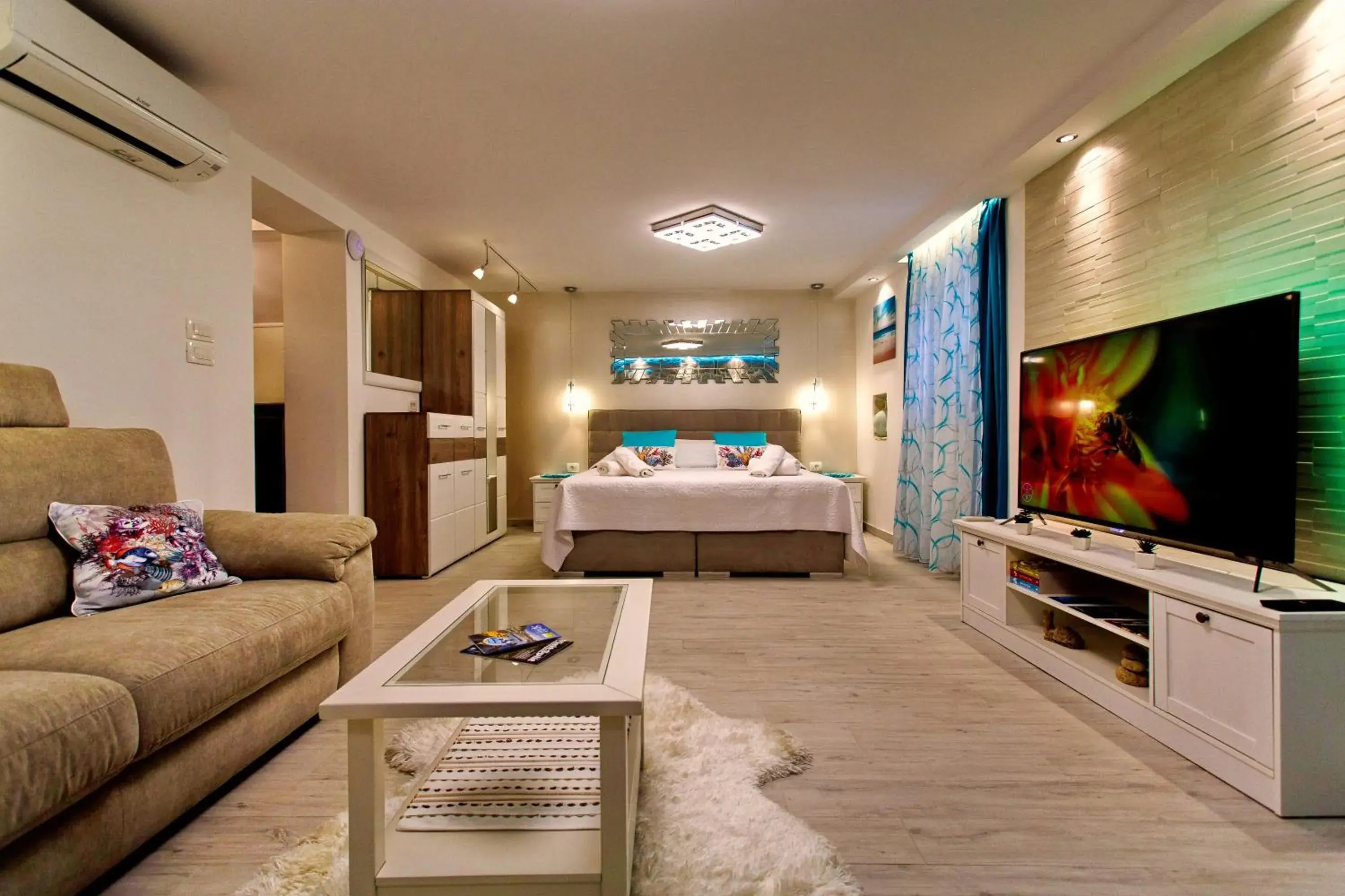 Luxury King Room with Terrace in House Sandra Luxury King Room with Terrace in House Sandra