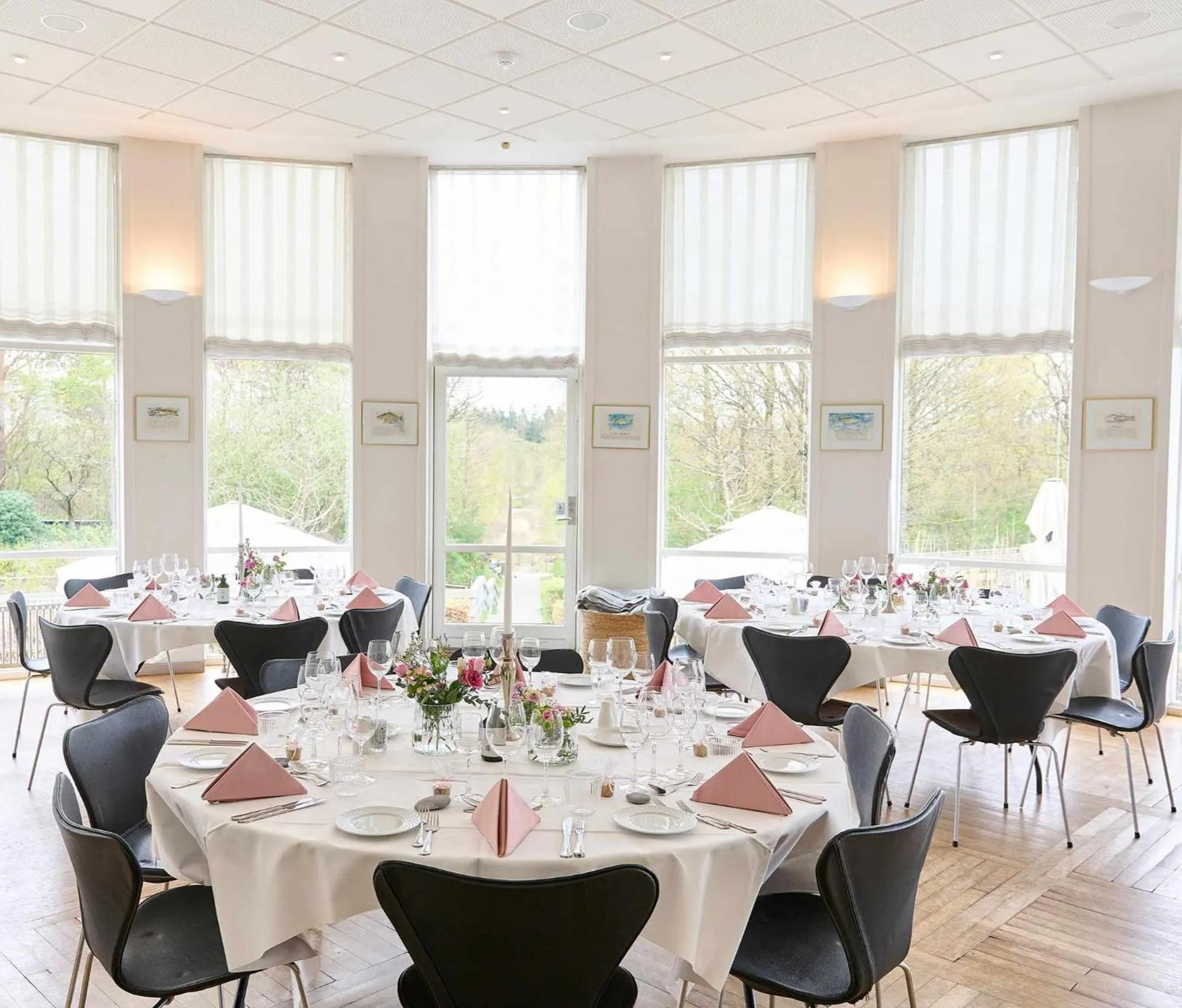 Restaurant/places to eat in Vejlsøhus Hotel and Conference Center