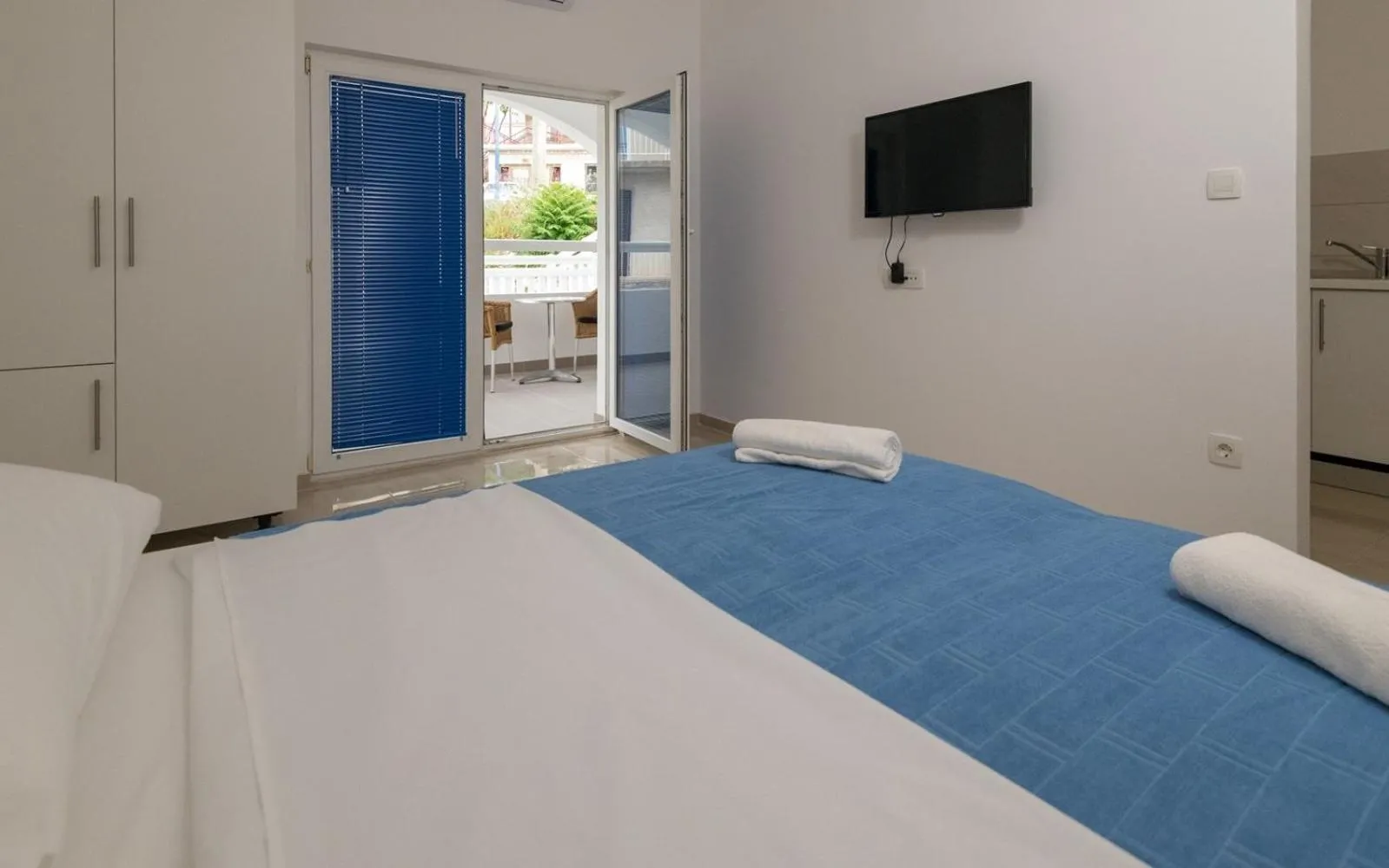 Bedroom, Bed in Villa Doris