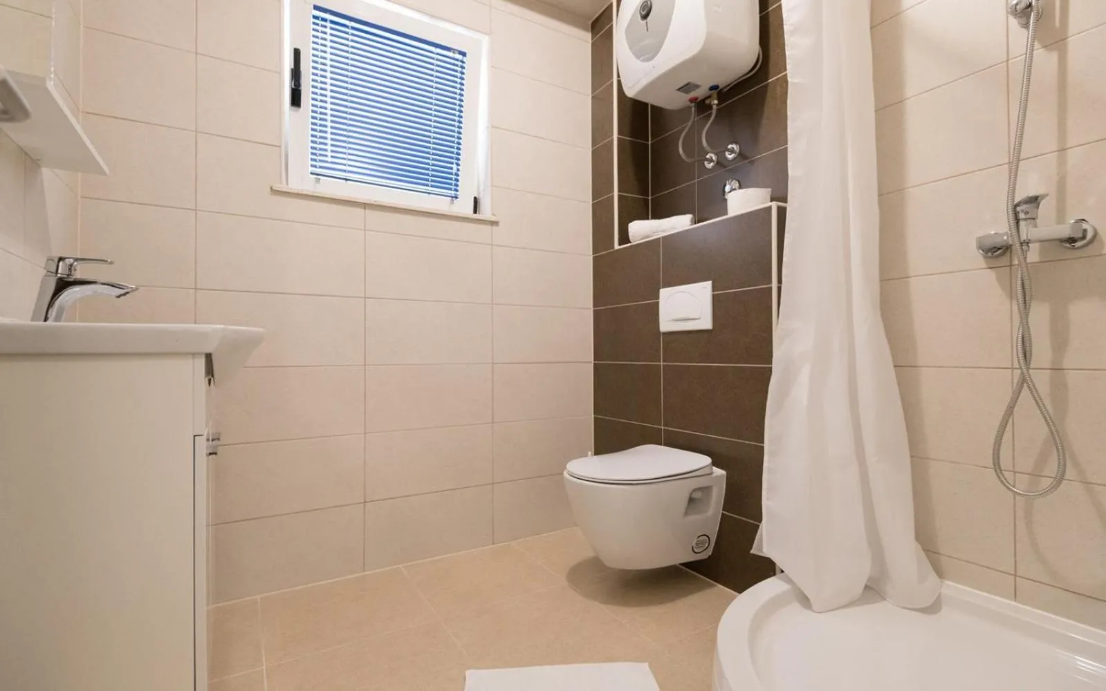 Toilet in Villa Doris