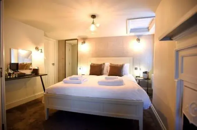 Standard Double Room in The Lifeboat Inn Standard Double Room in The Lifeboat Inn