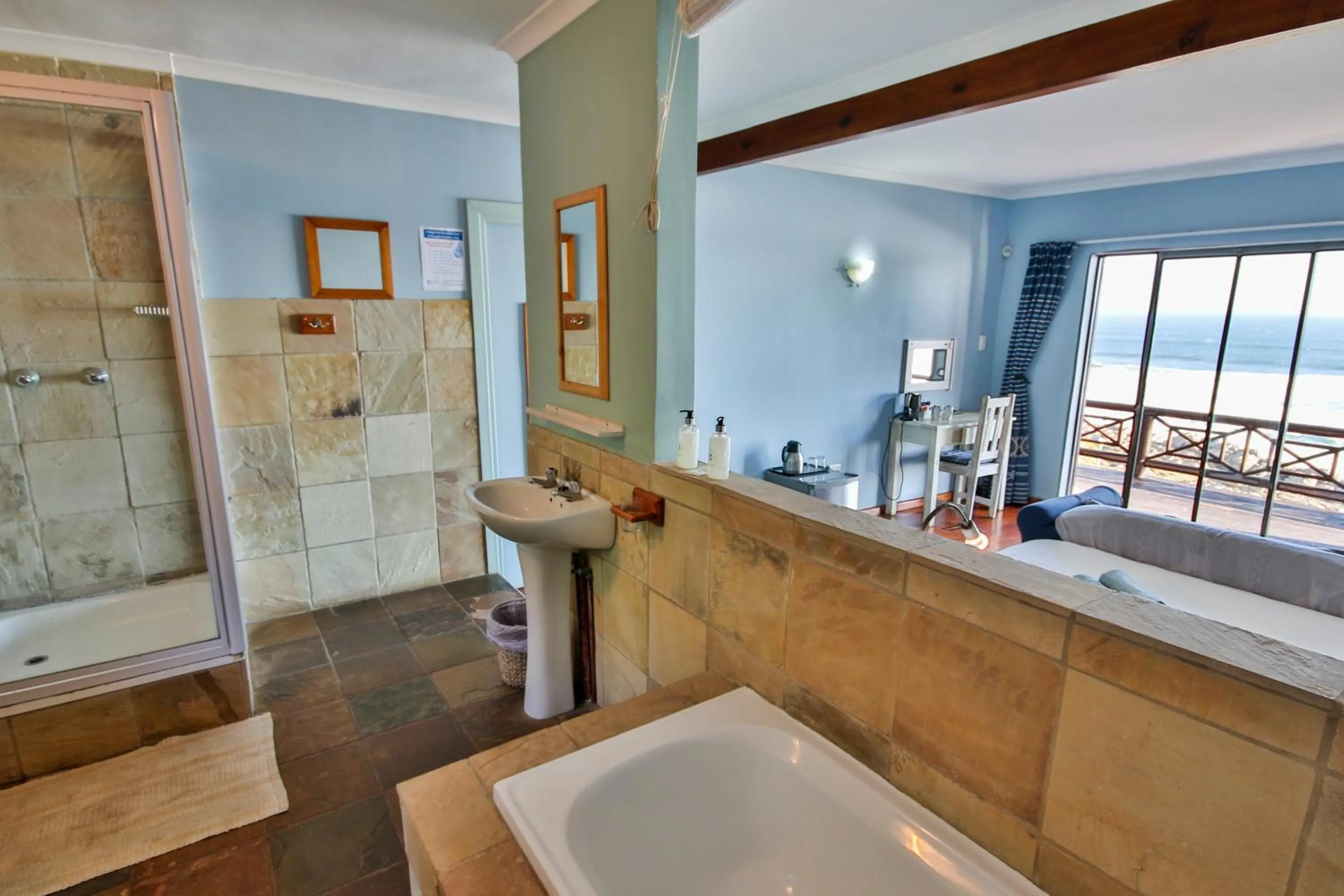 Bathroom in Oyster Bay Beach Lodge