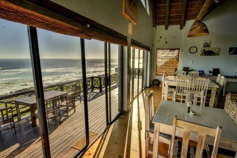 Oyster Bay Beach Lodge