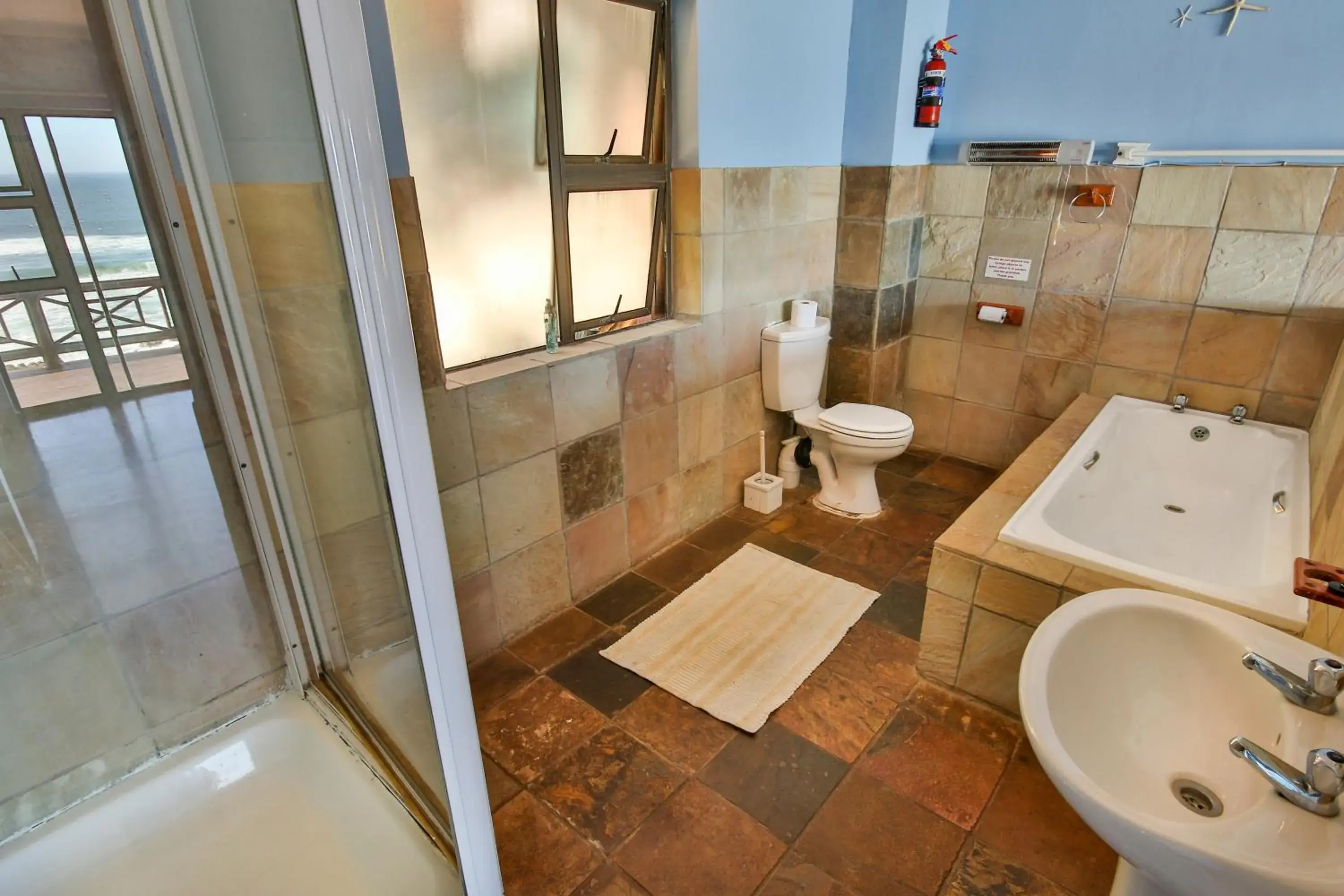 Luxury Twin Room with Sea View in Oyster Bay Beach Lodge Luxury Twin Room with Sea View in Oyster Bay Beach Lodge