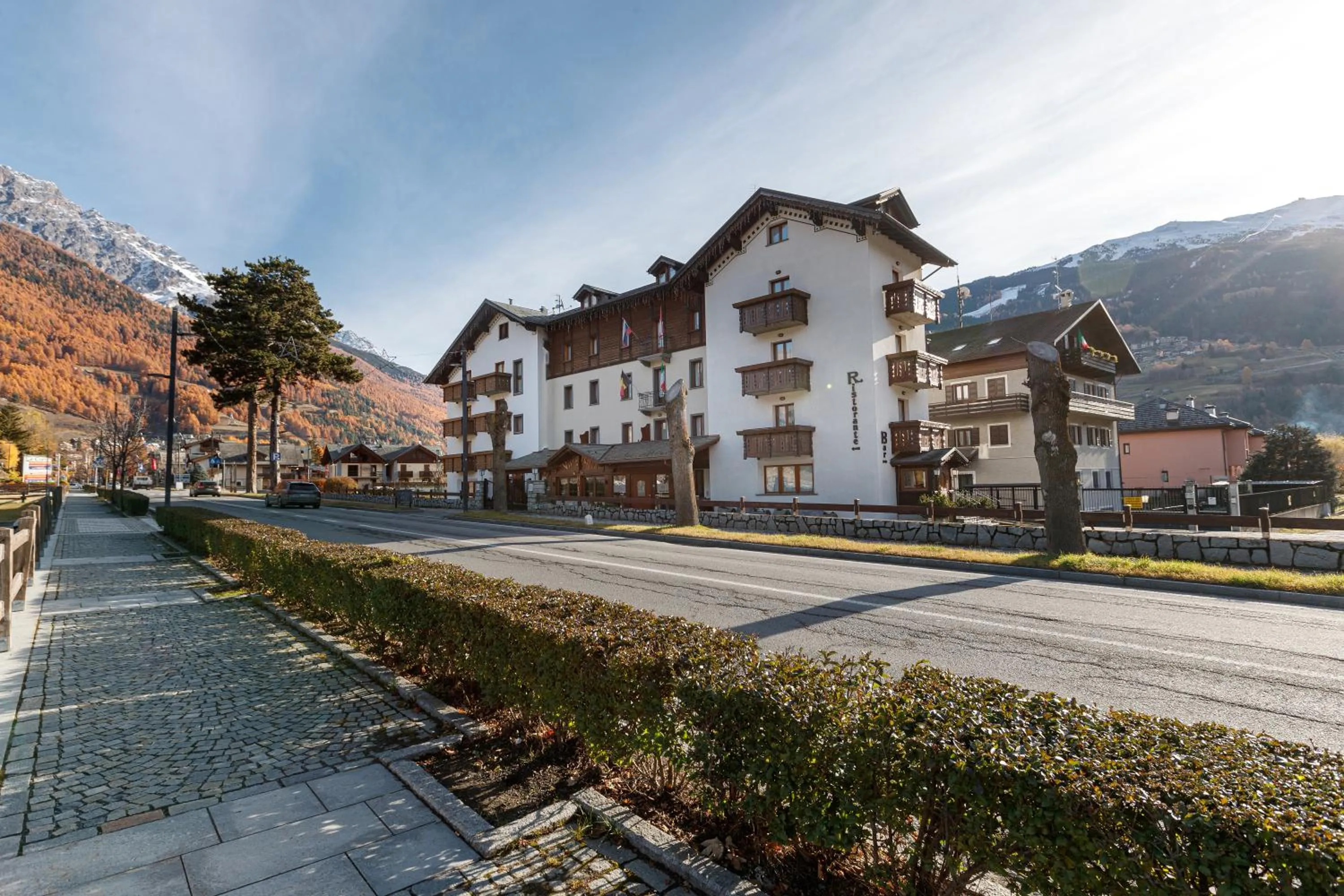 Property building in Hotel Villa Rina