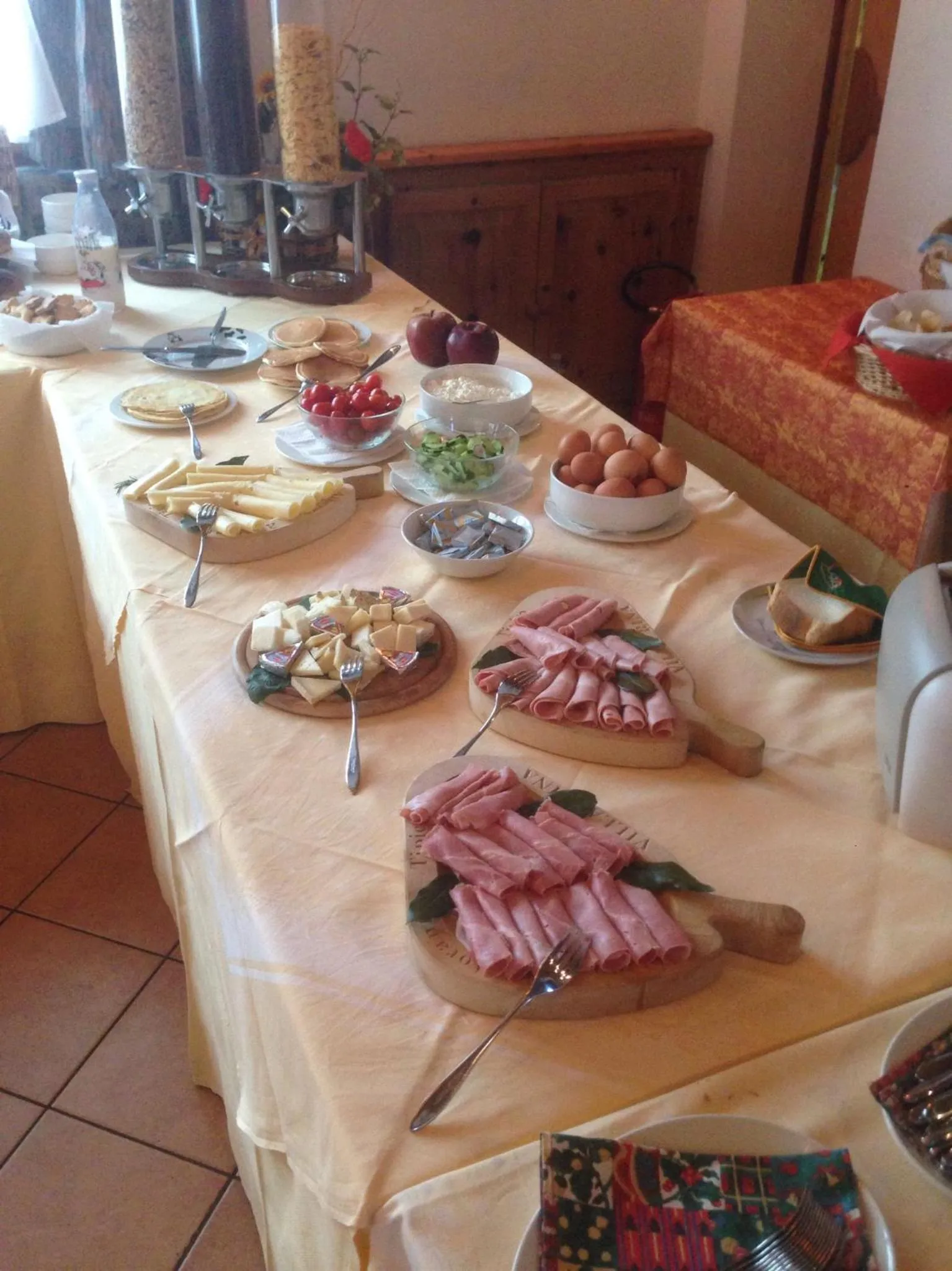 Restaurant/places to eat in Hotel Villa Rina