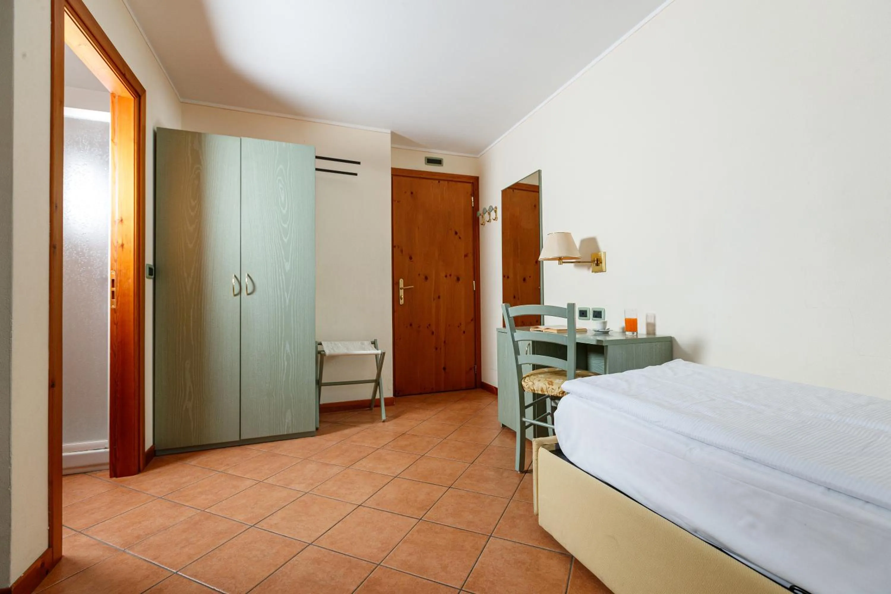 Photo of the whole room, Bed in Hotel Villa Rina