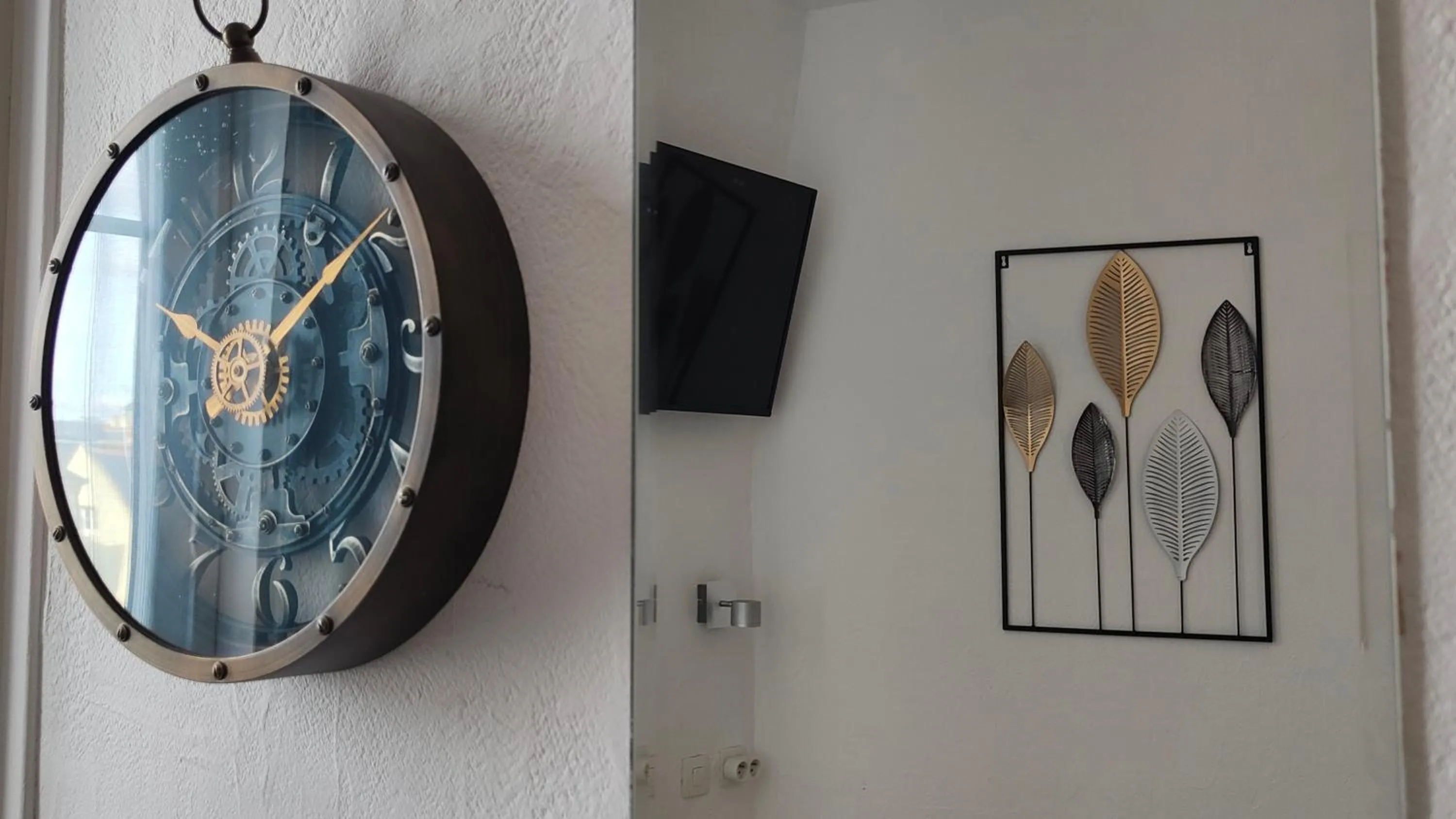 Decorative detail in Hôtel Saint Jean