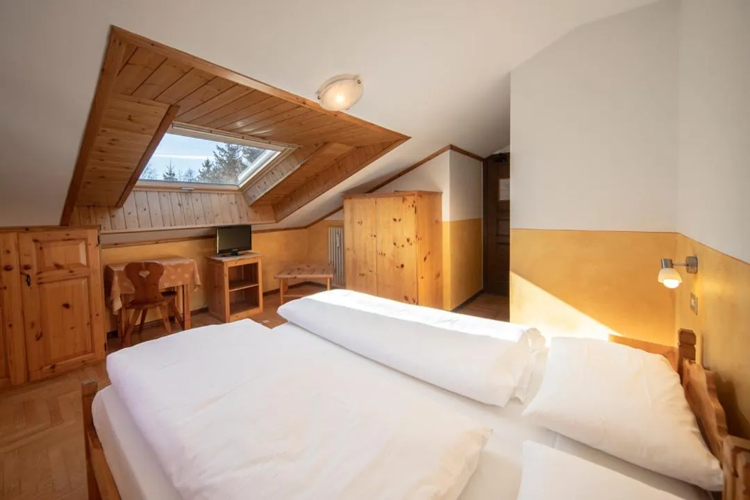 Bed in Hotel Vallecetta