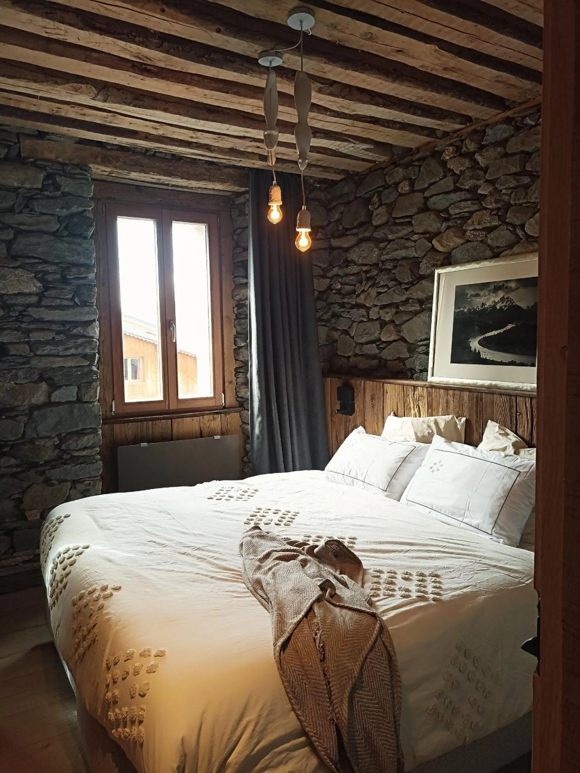 Bedroom, Bed in Lodji Hotel & spa