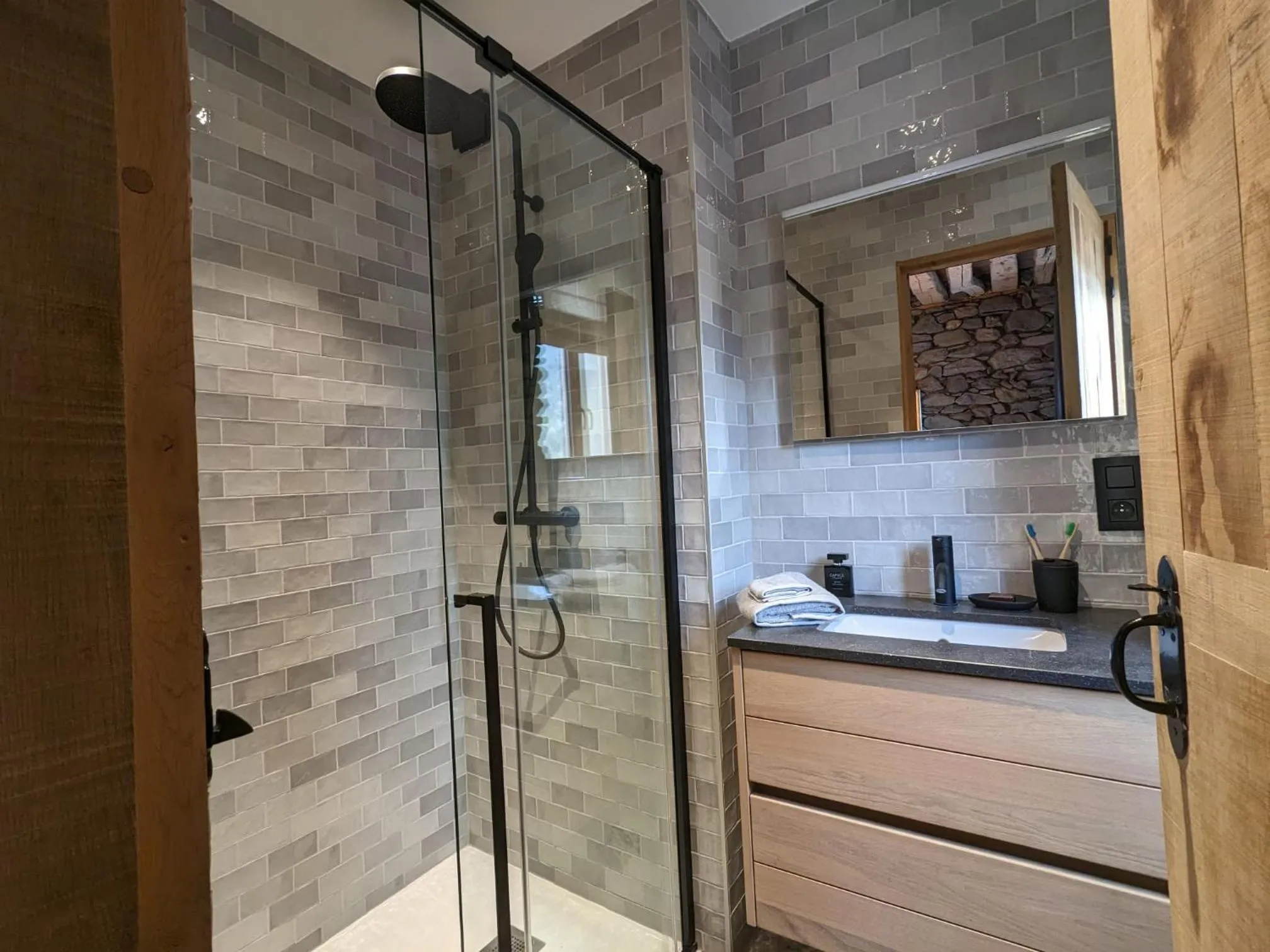 Bathroom in Lodji Hotel & spa