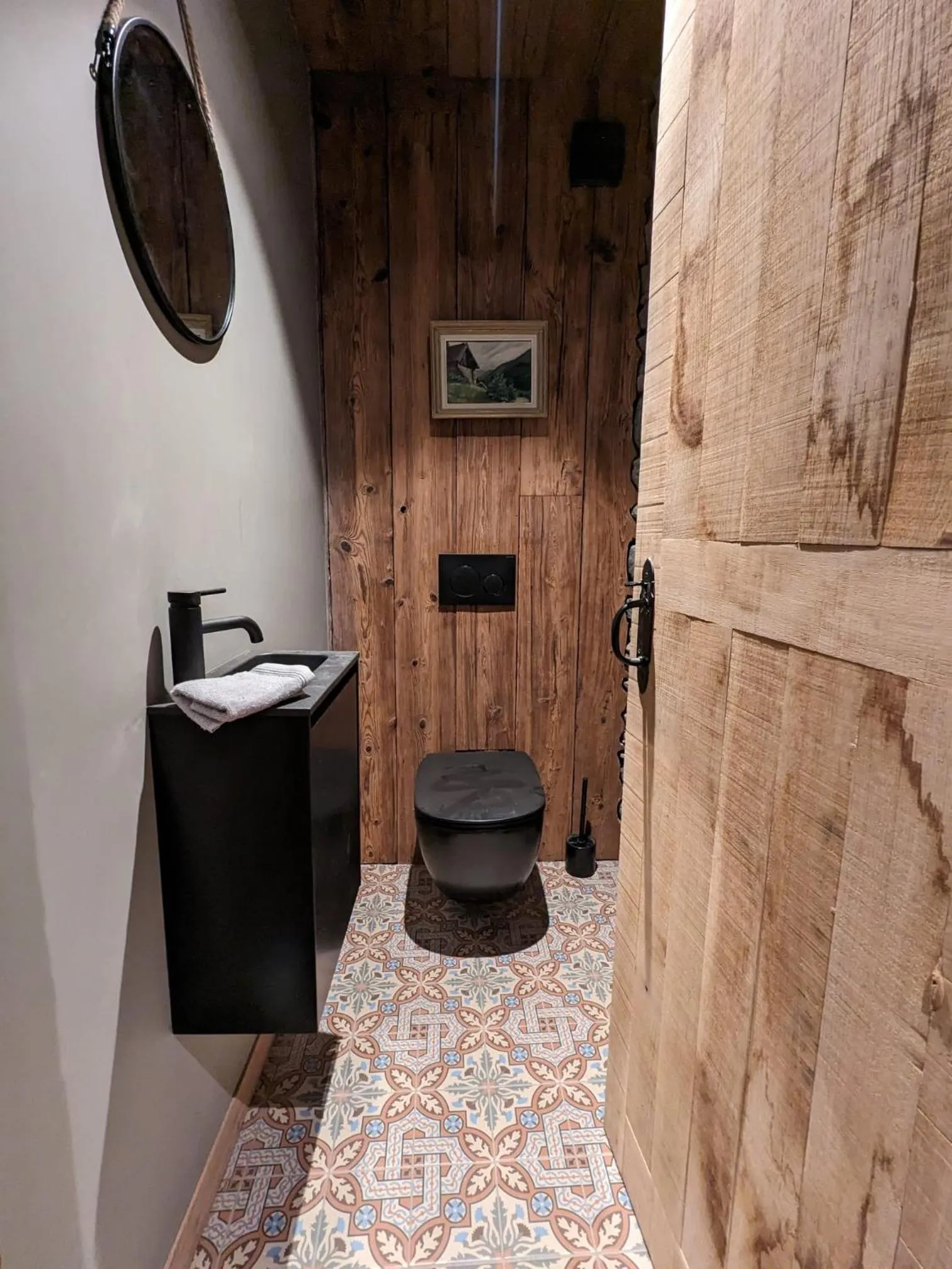 Toilet in Lodji Hotel & spa