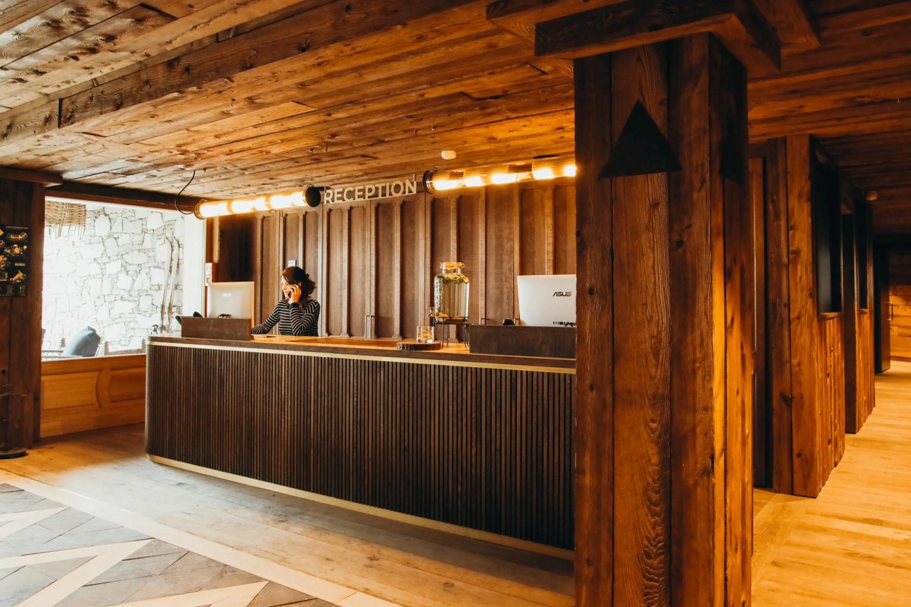 Lobby or reception in Lodji Hotel & spa