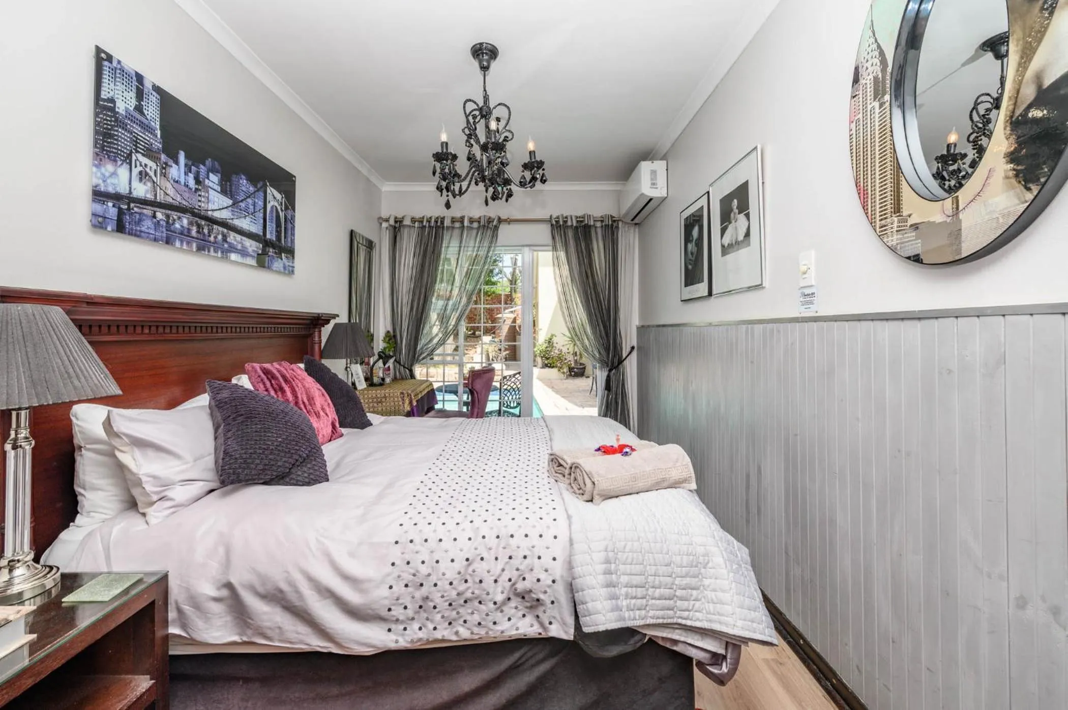 Photo of the whole room, Bed in Keiskama B & B