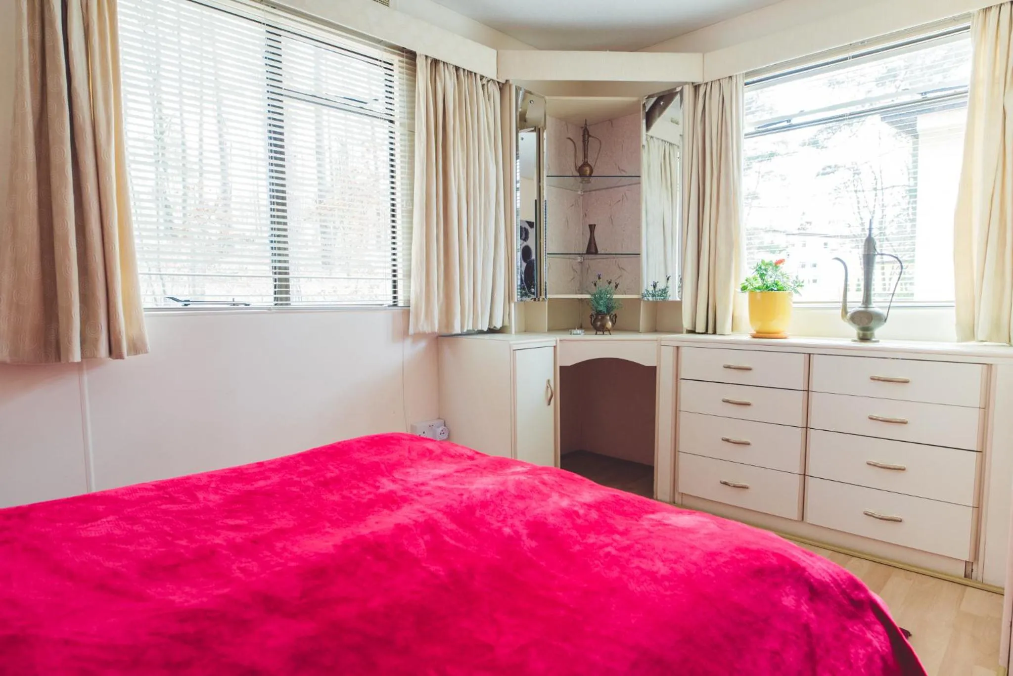 Bed in OW Mikomania