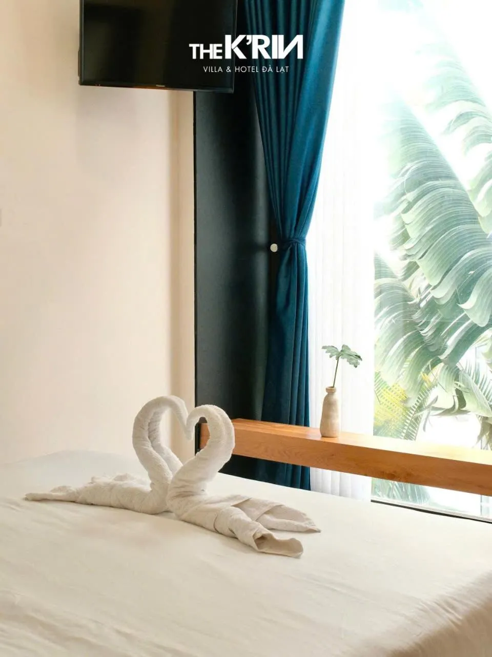 Bed in TTR Rin Villa & Hotel