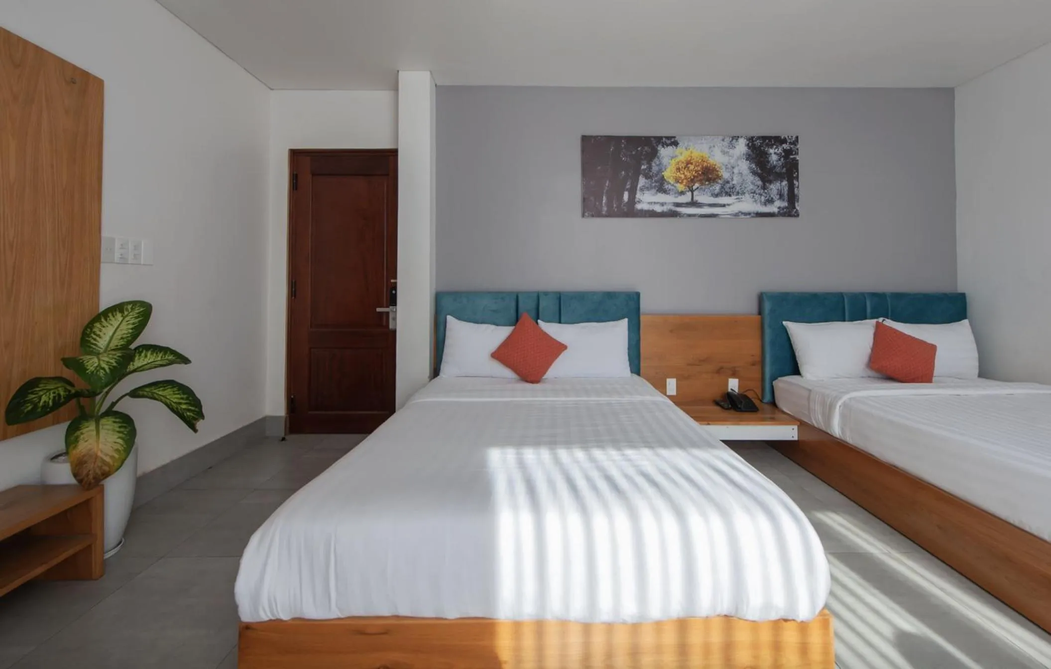 Bed in TTR Rin Villa & Hotel