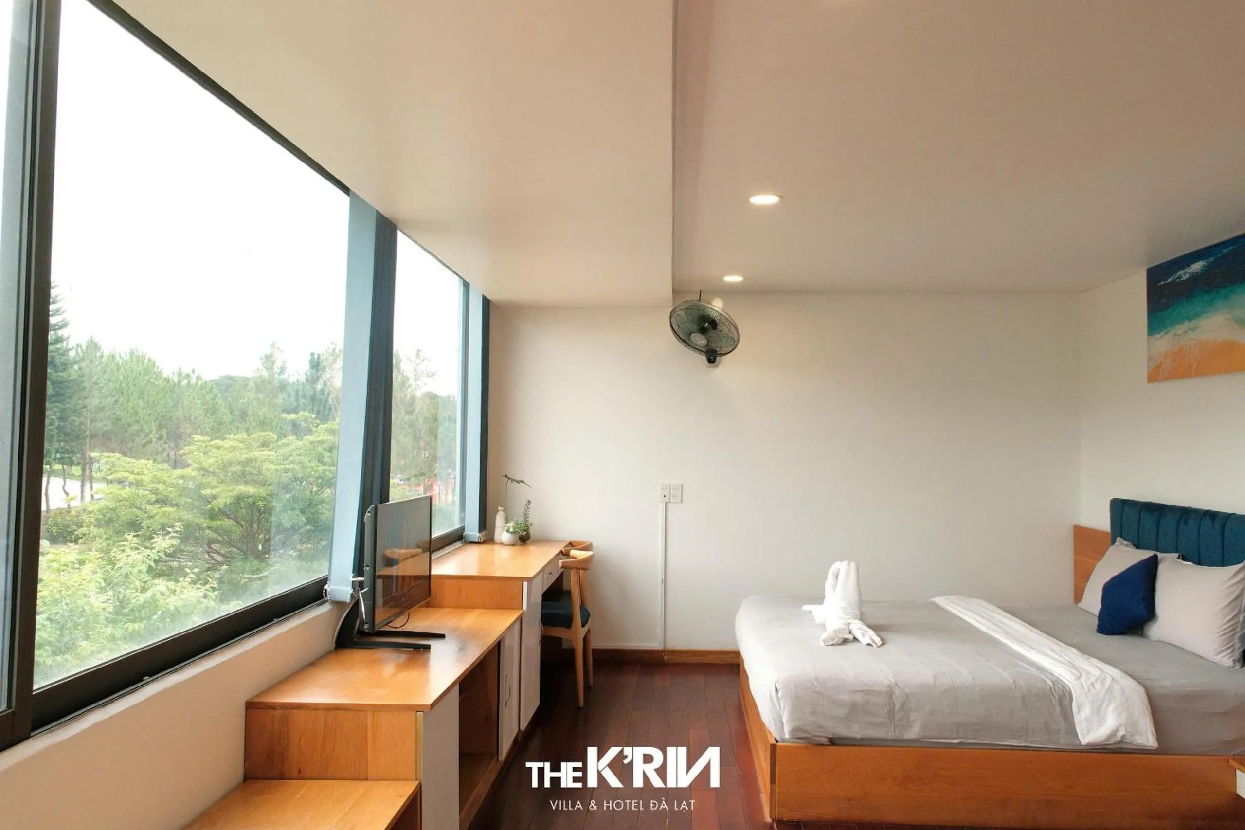 Bed in TTR Rin Villa & Hotel