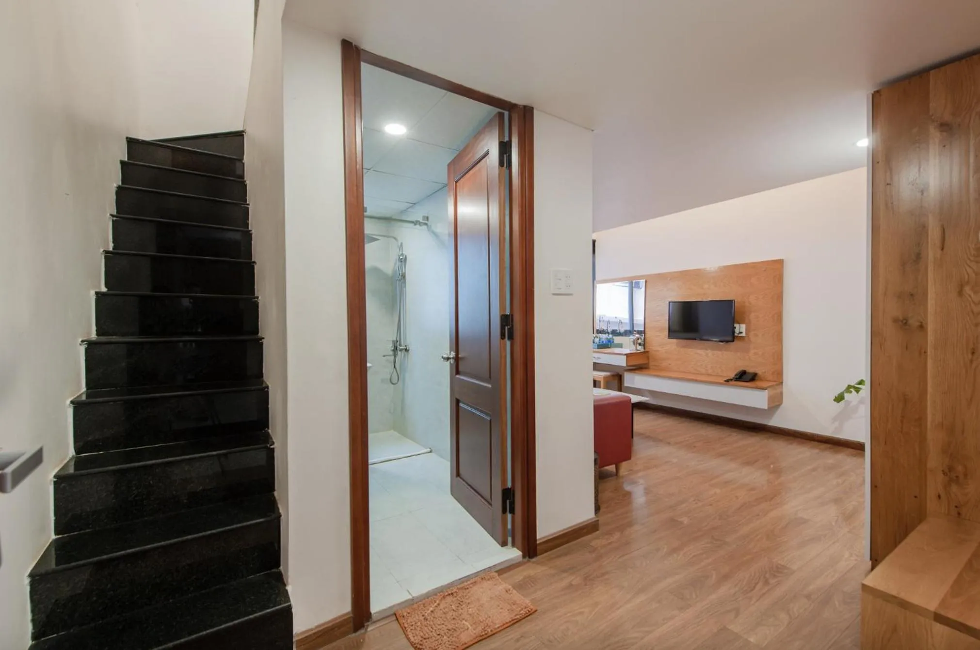 TTR Rin Villa & Hotel