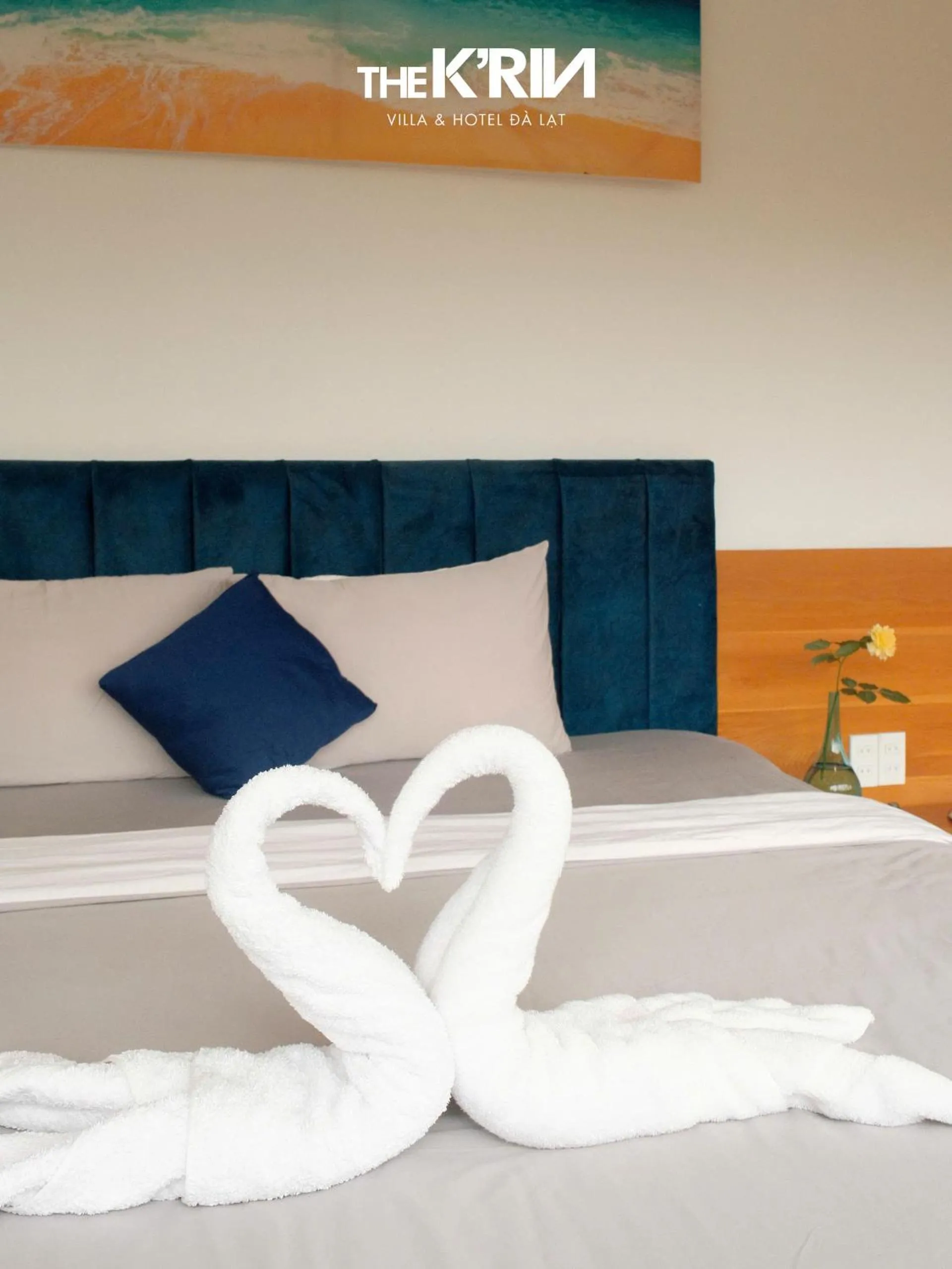 Bed in TTR Rin Villa & Hotel