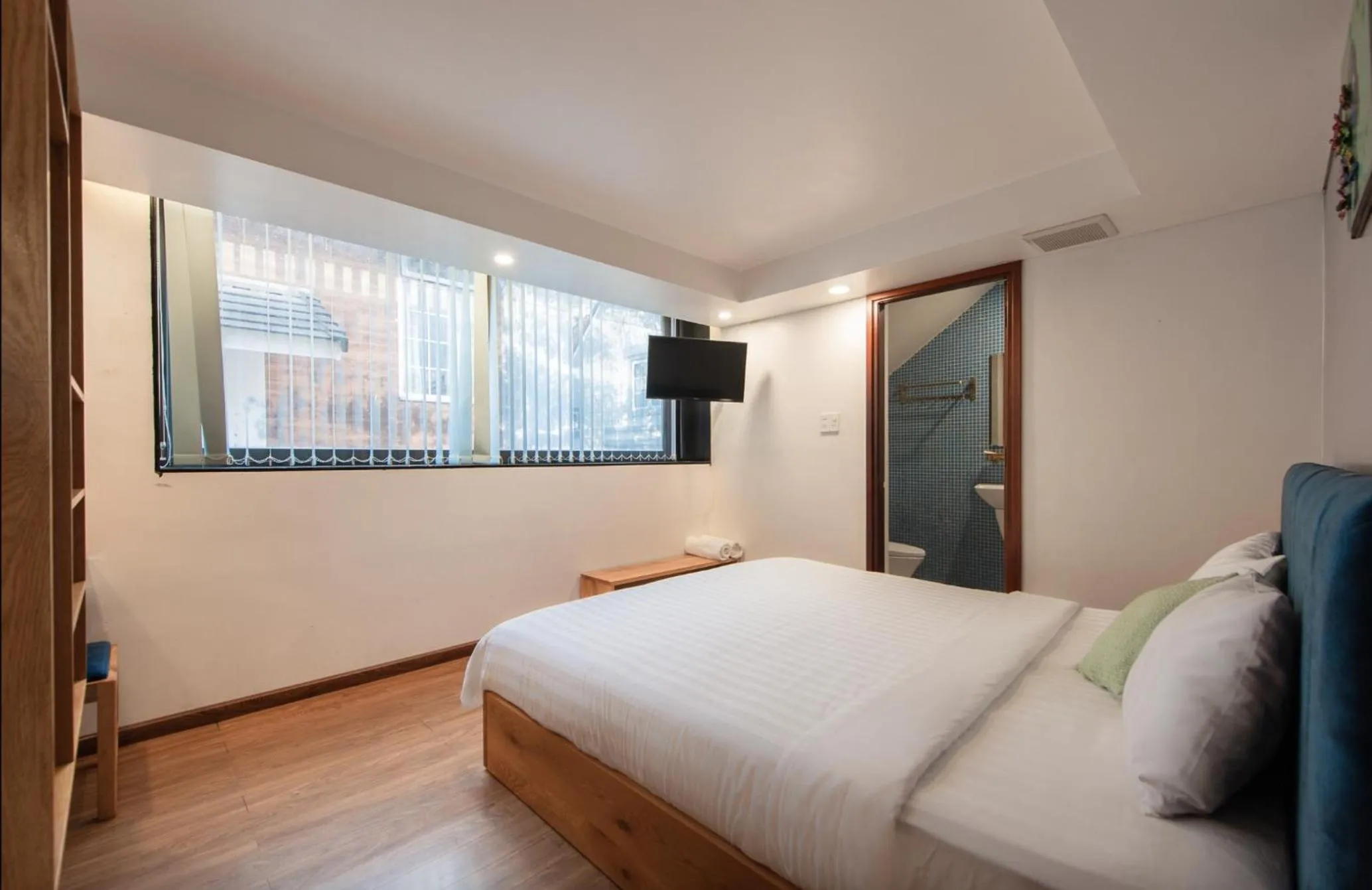 Bed in TTR Rin Villa & Hotel
