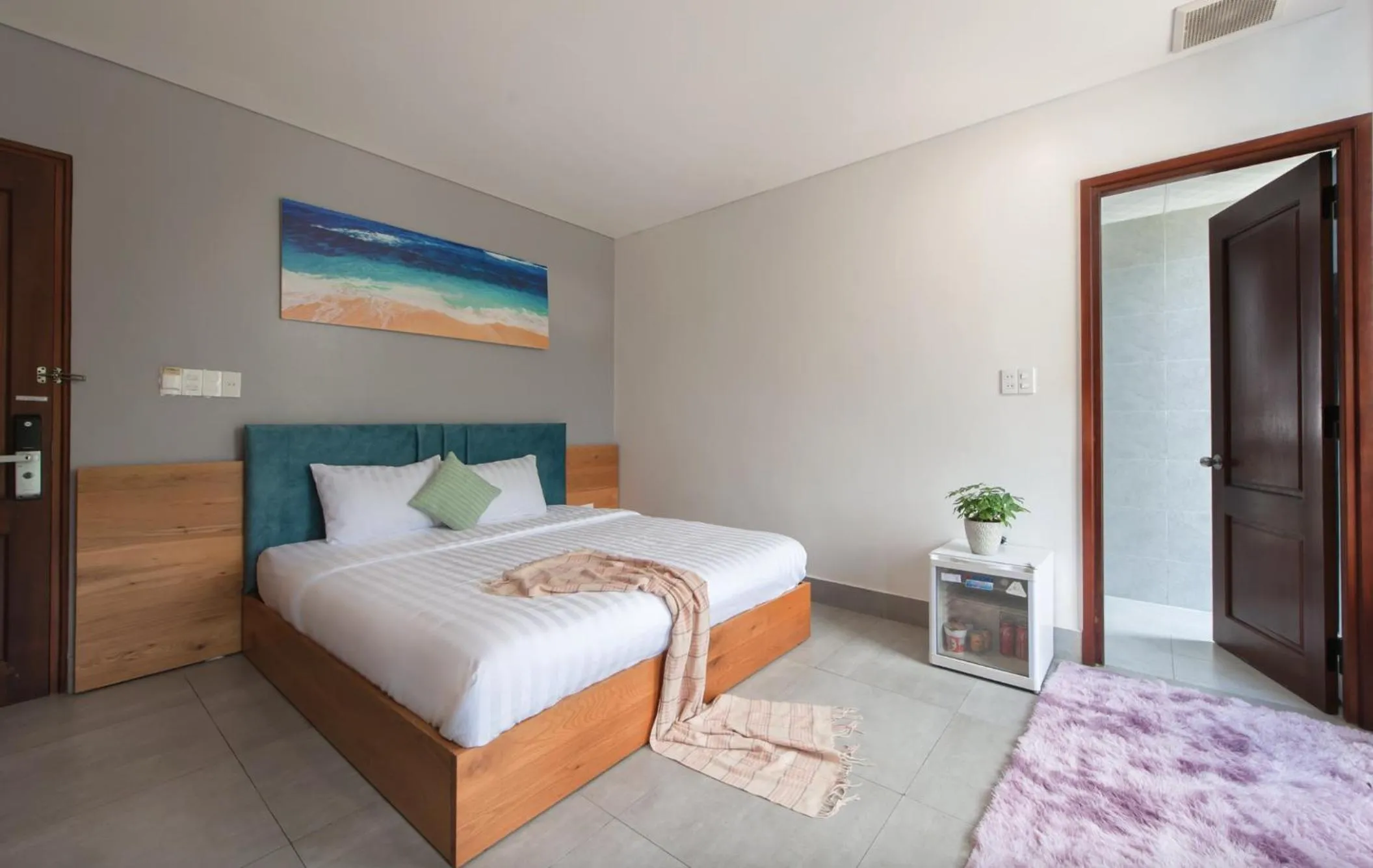 Bed in TTR Rin Villa & Hotel