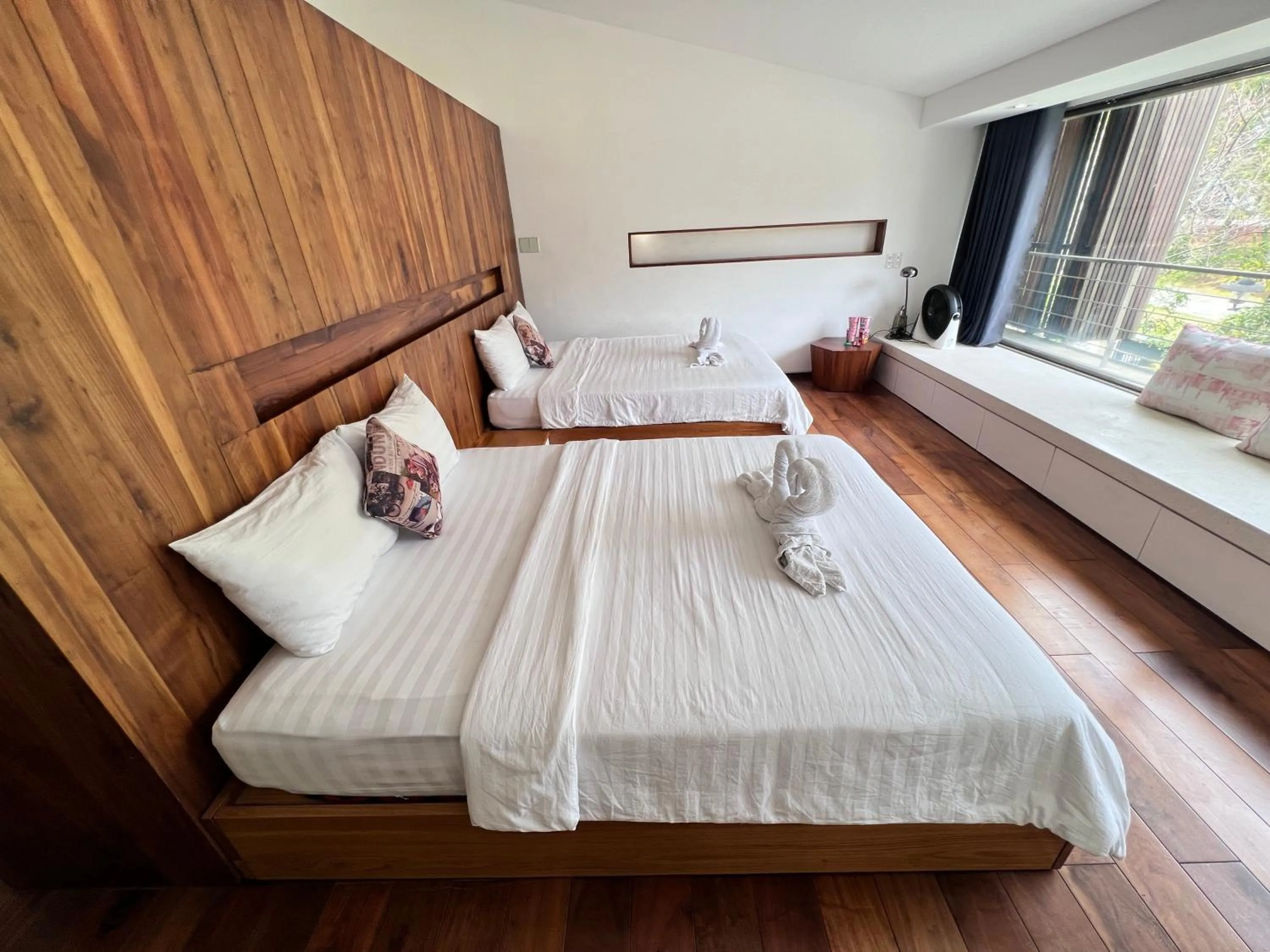 Bed in TTR Rin Villa & Hotel