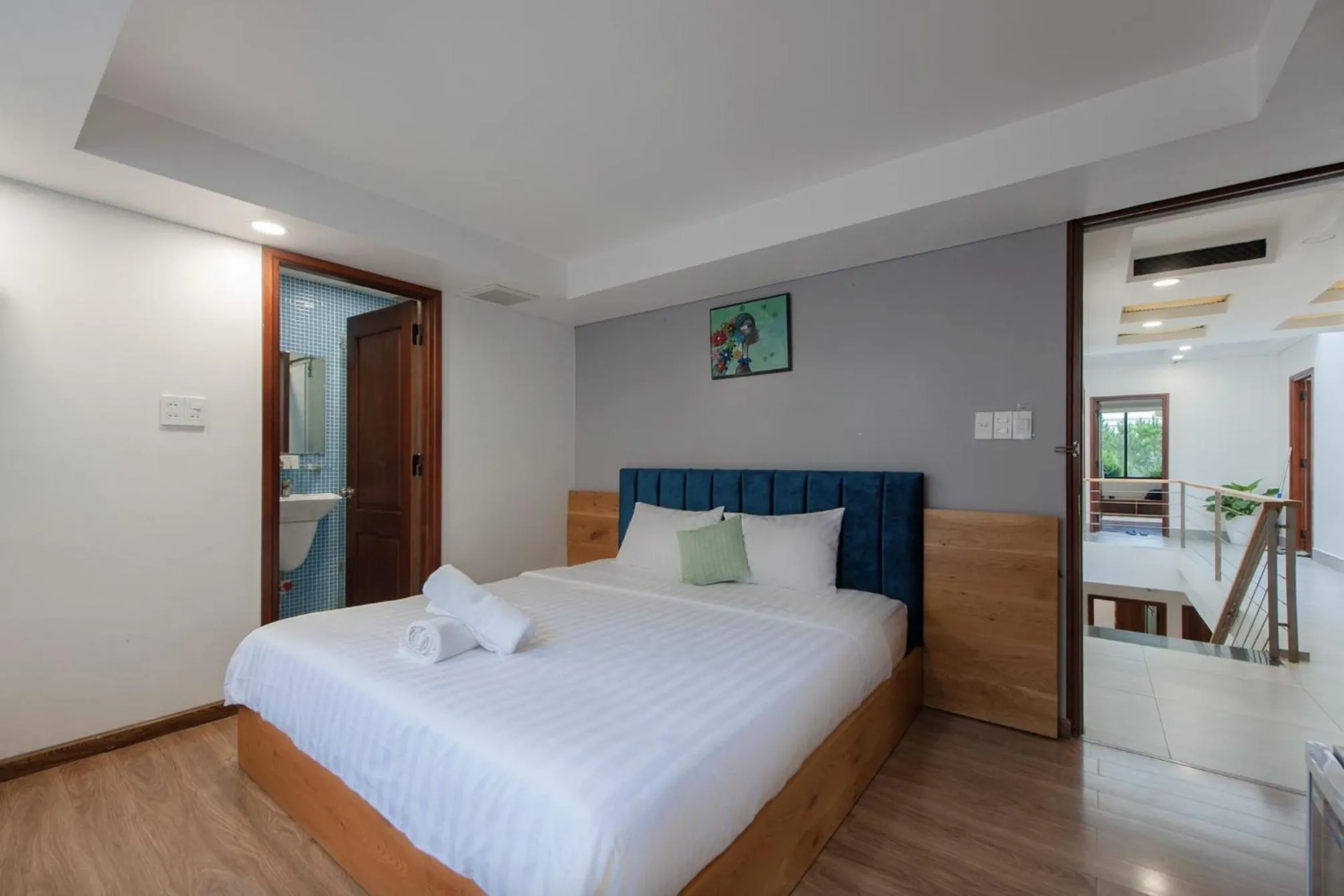 Bed in TTR Rin Villa & Hotel