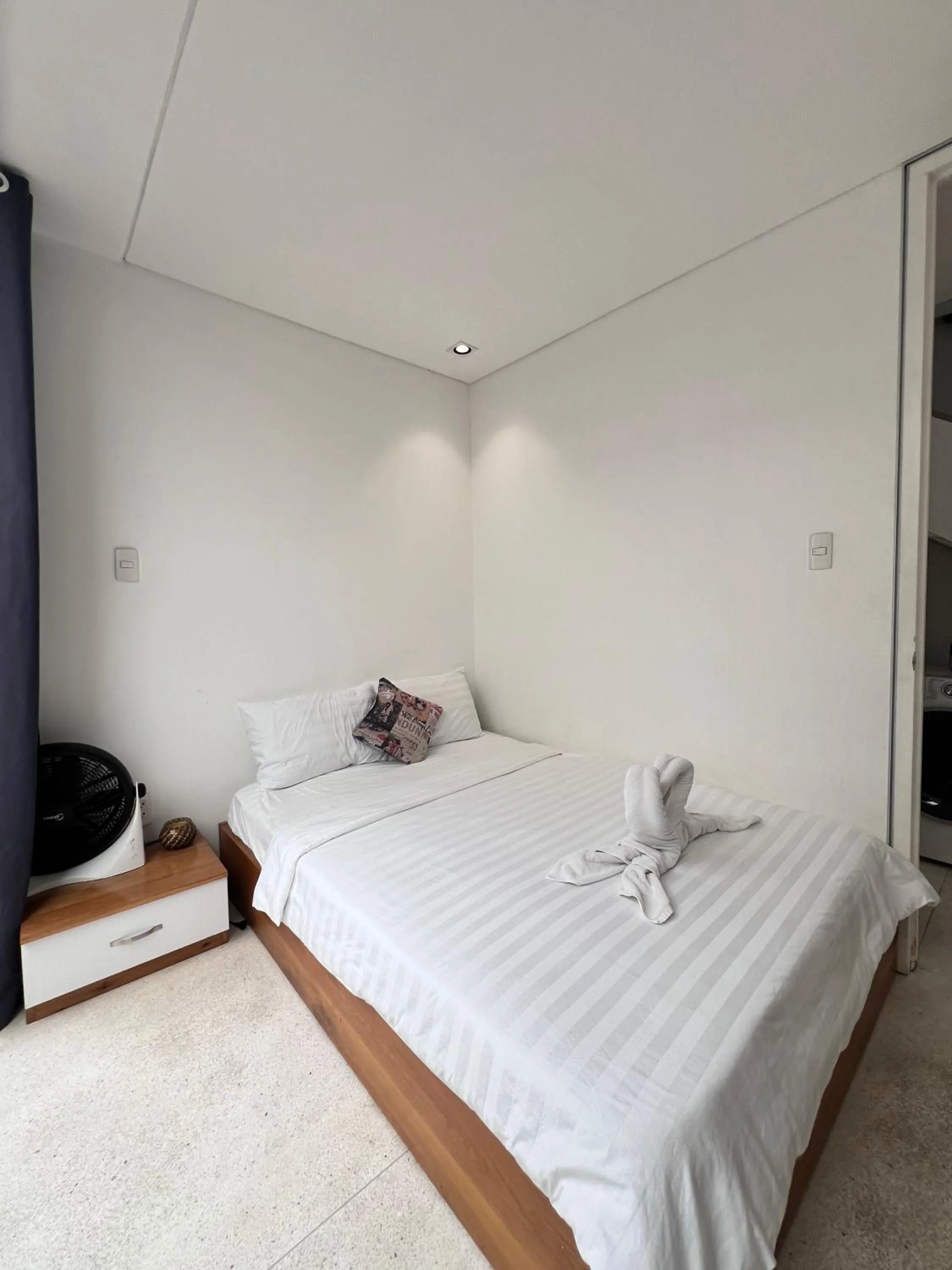 Bed in TTR Rin Villa & Hotel