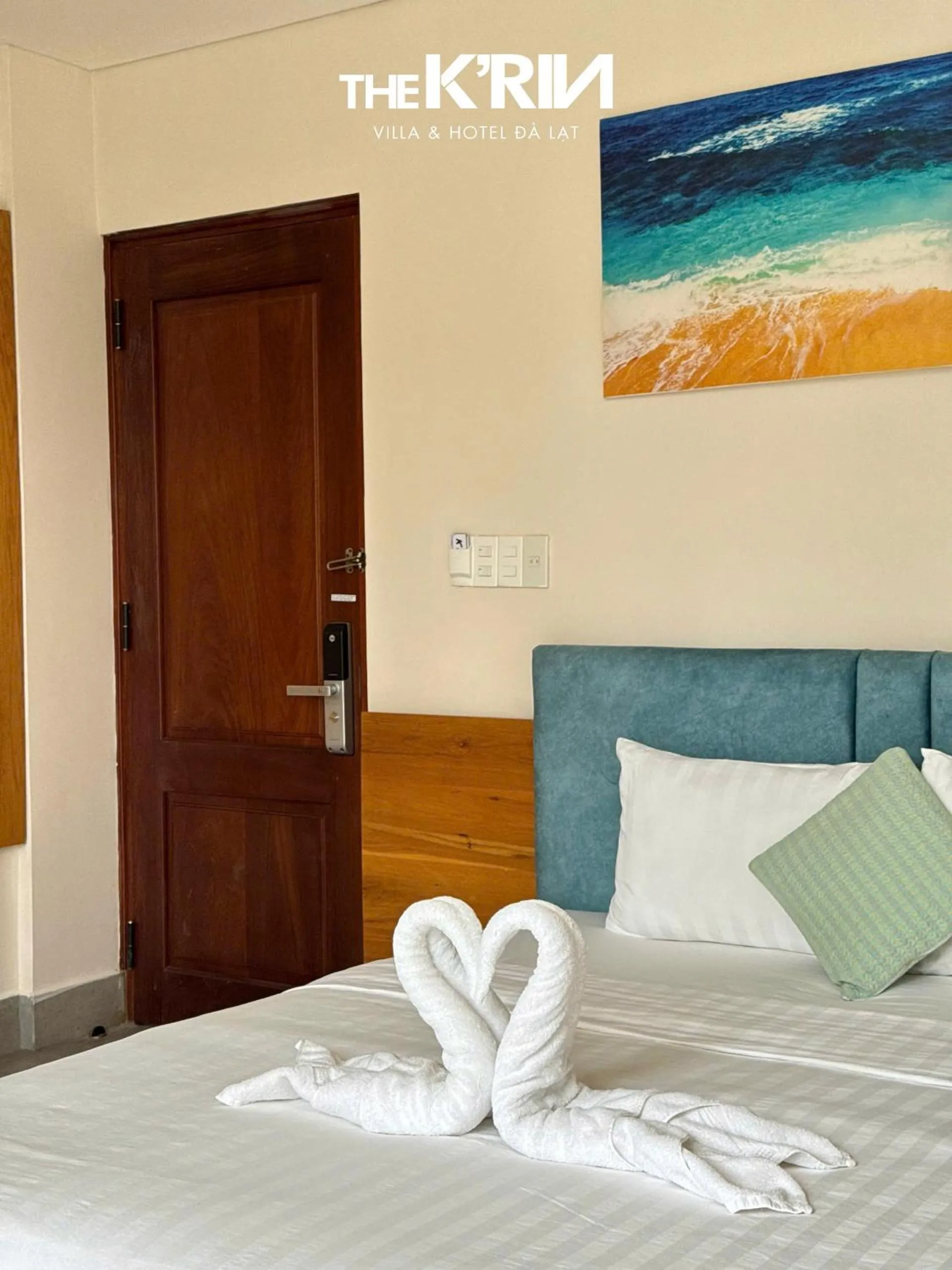 Bed in TTR Rin Villa & Hotel