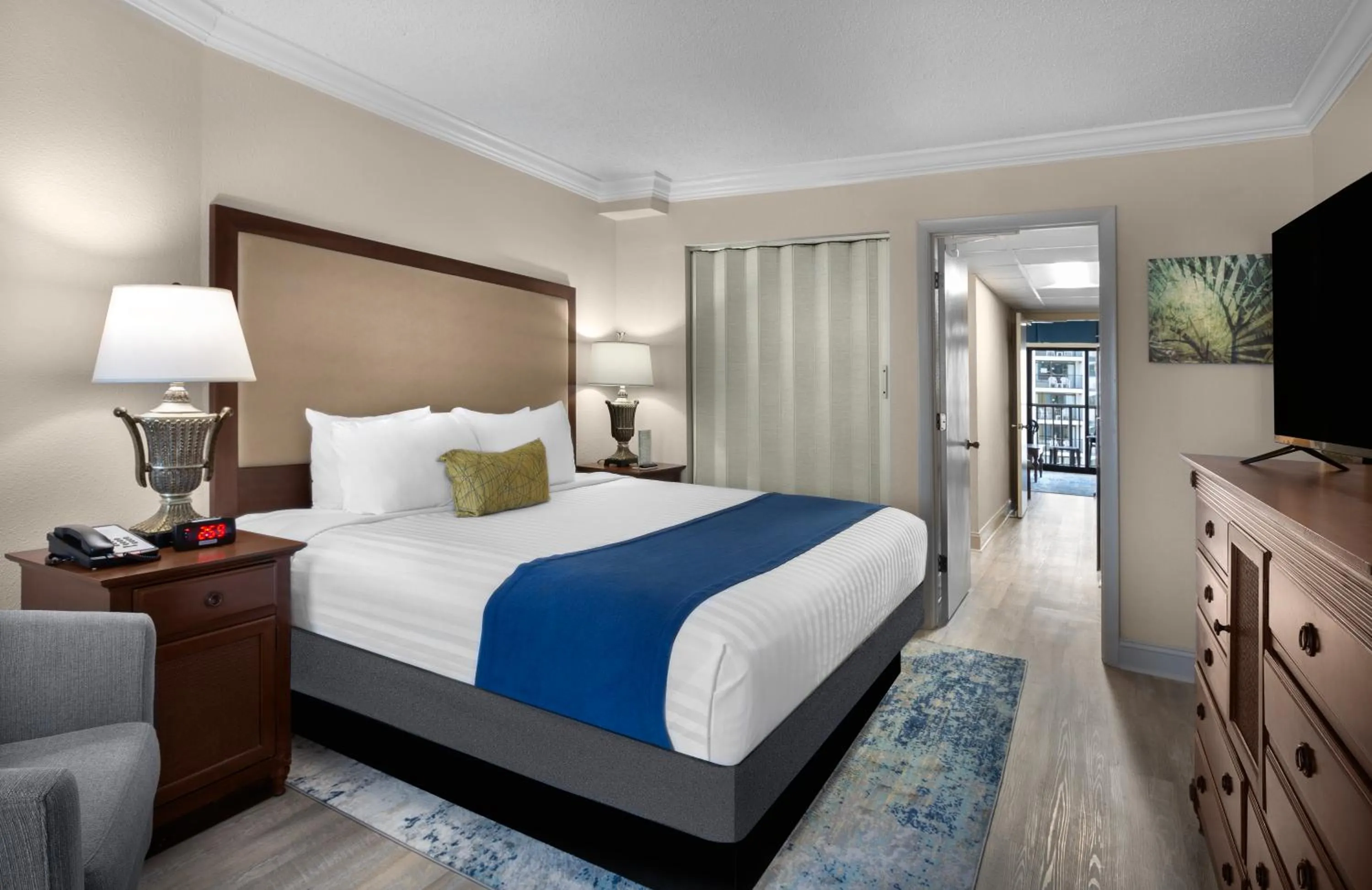 Bedroom, Bed in Sea Crest Oceanfront Resort