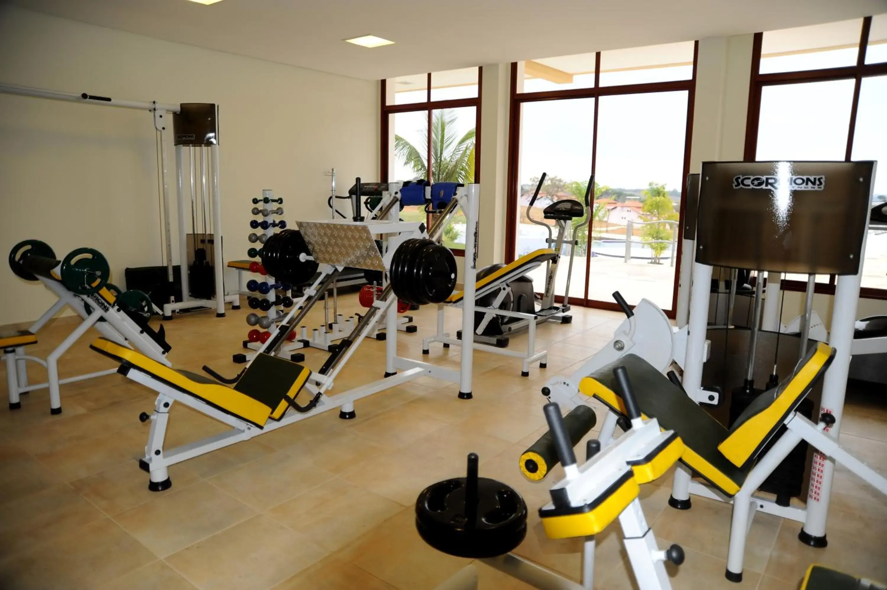 Fitness centre/facilities in Ramada by Wyndham Furnaspark Fitness centre/facilities in Ramada by Wyndham Furnaspark