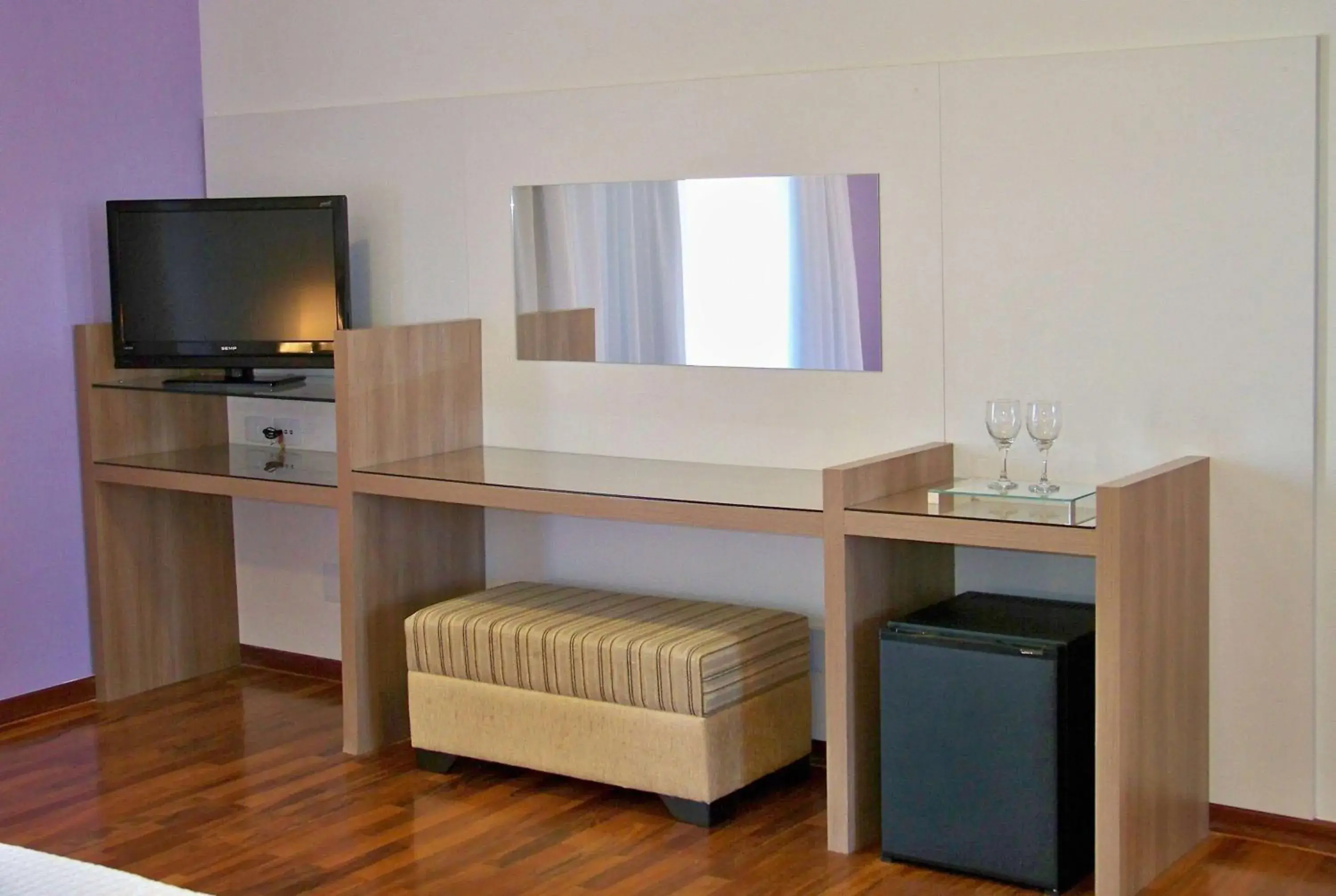 Photo of the whole room in Ramada by Wyndham Furnaspark Photo of the whole room in Ramada by Wyndham Furnaspark