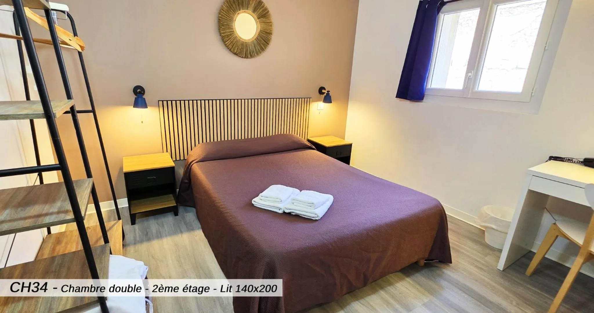 Bed in Hôtel Au Valéry