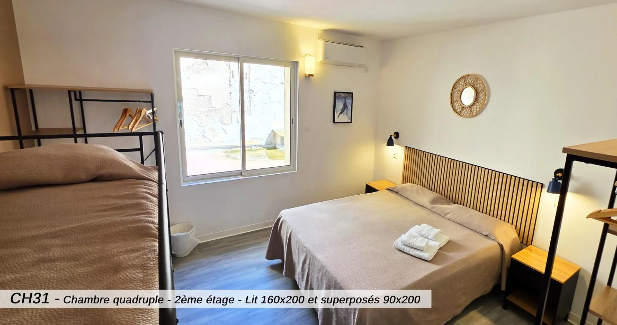 Bed in Hôtel Au Valéry