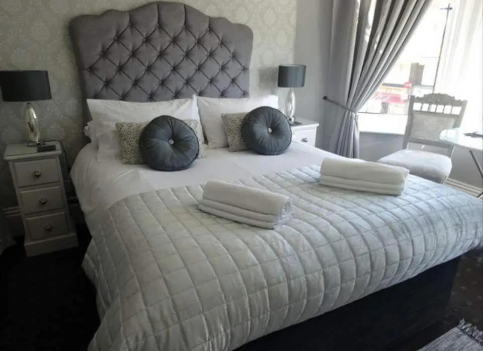 Bed in Elmswood Guest House