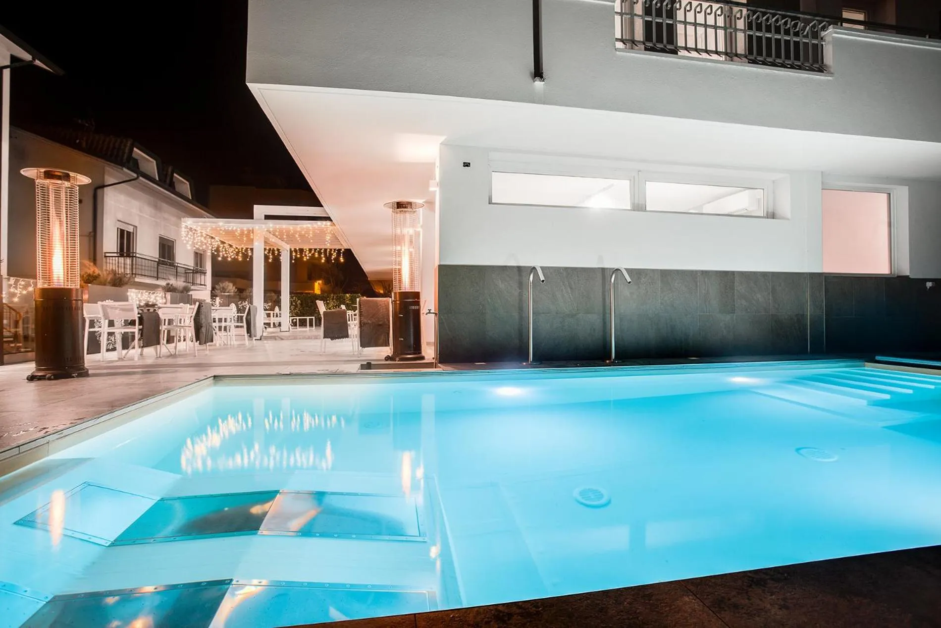 Swimming pool in Evo Boutique Hotel & SPA