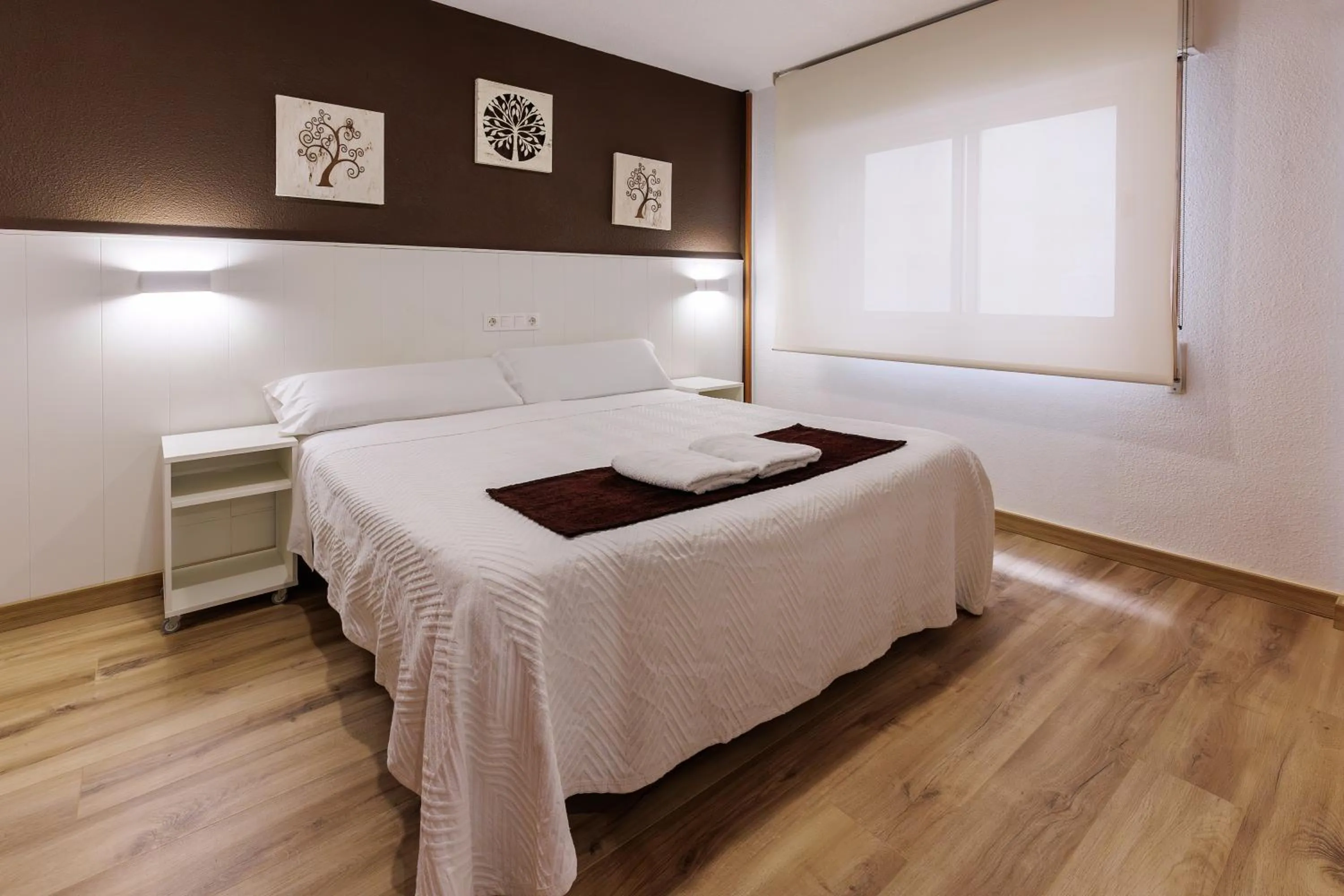 Bed in Hostal Gran Vía