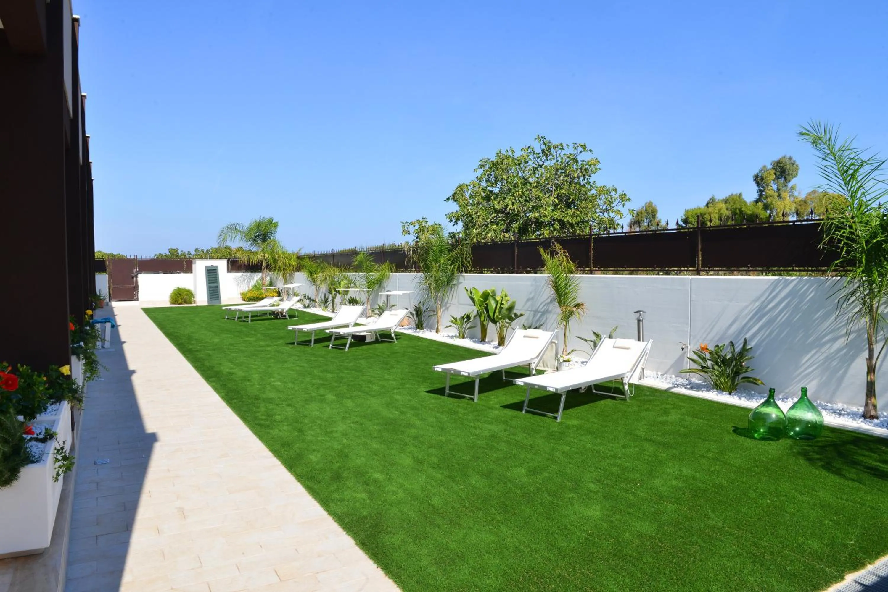 Garden in B&B Il FIORONE