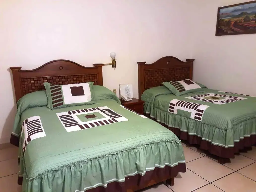 Deluxe Twin Room in Hotel Imperial Jojutla Deluxe Twin Room in Hotel Imperial Jojutla