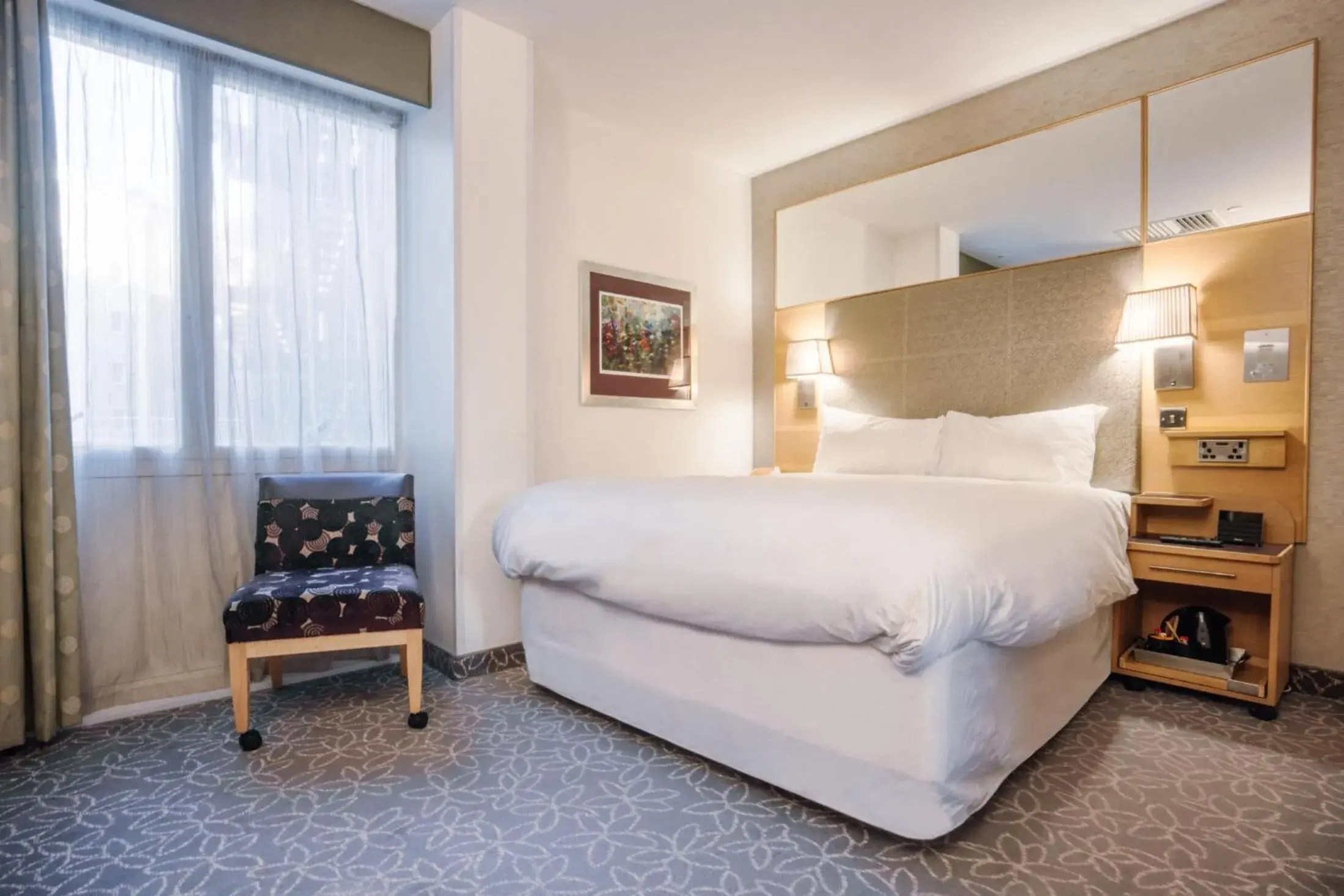 Club Room in Club Quarters Hotel Covent Garden Holborn, London Club Room in Club Quarters Hotel Covent Garden Holborn, London