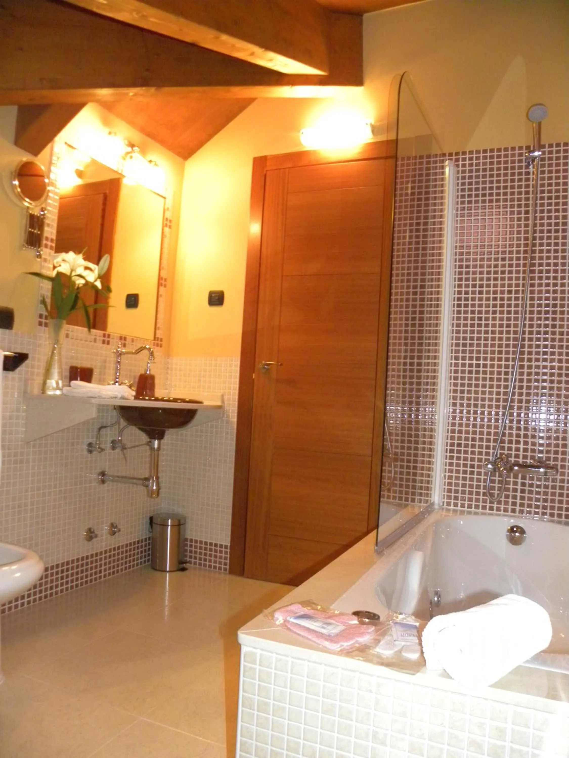 Bathroom in Hotel Valle del Silencio