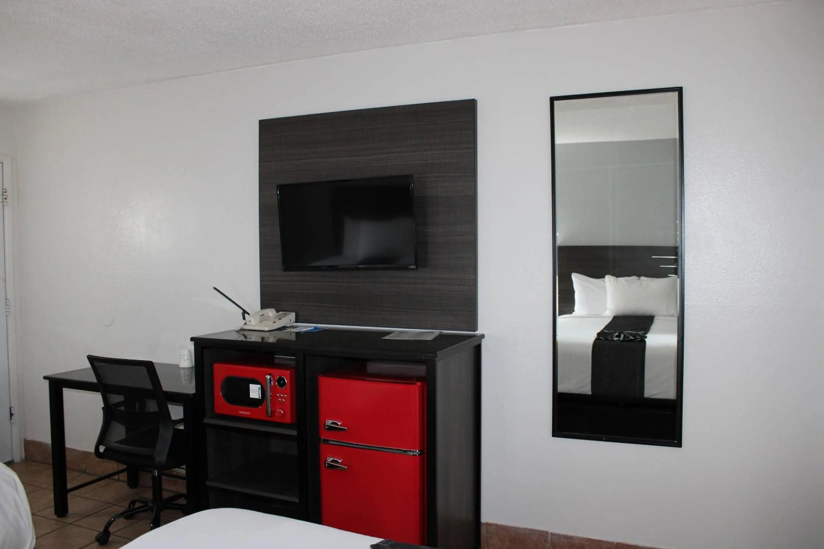Bedroom in Rodeway Inn Yuma Downtown